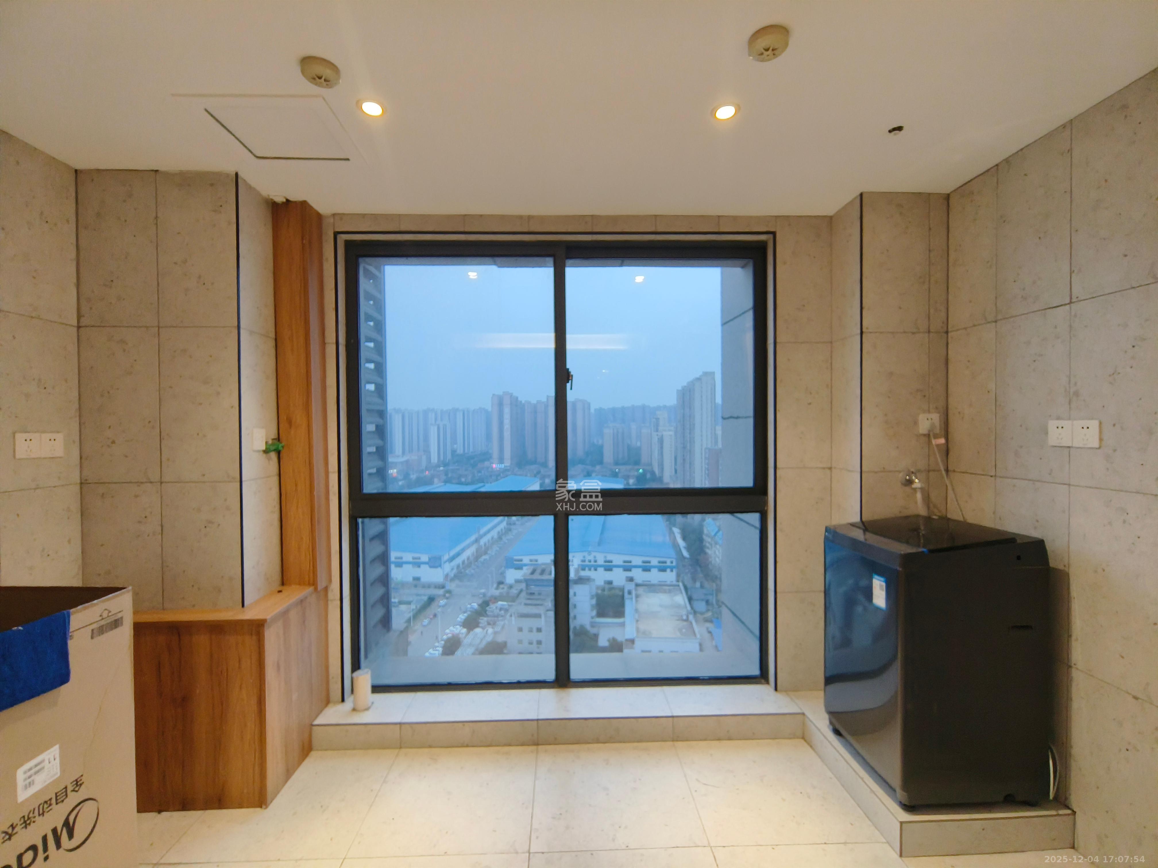 明发国际城  1室1厅1卫    1200.0元/月室内图