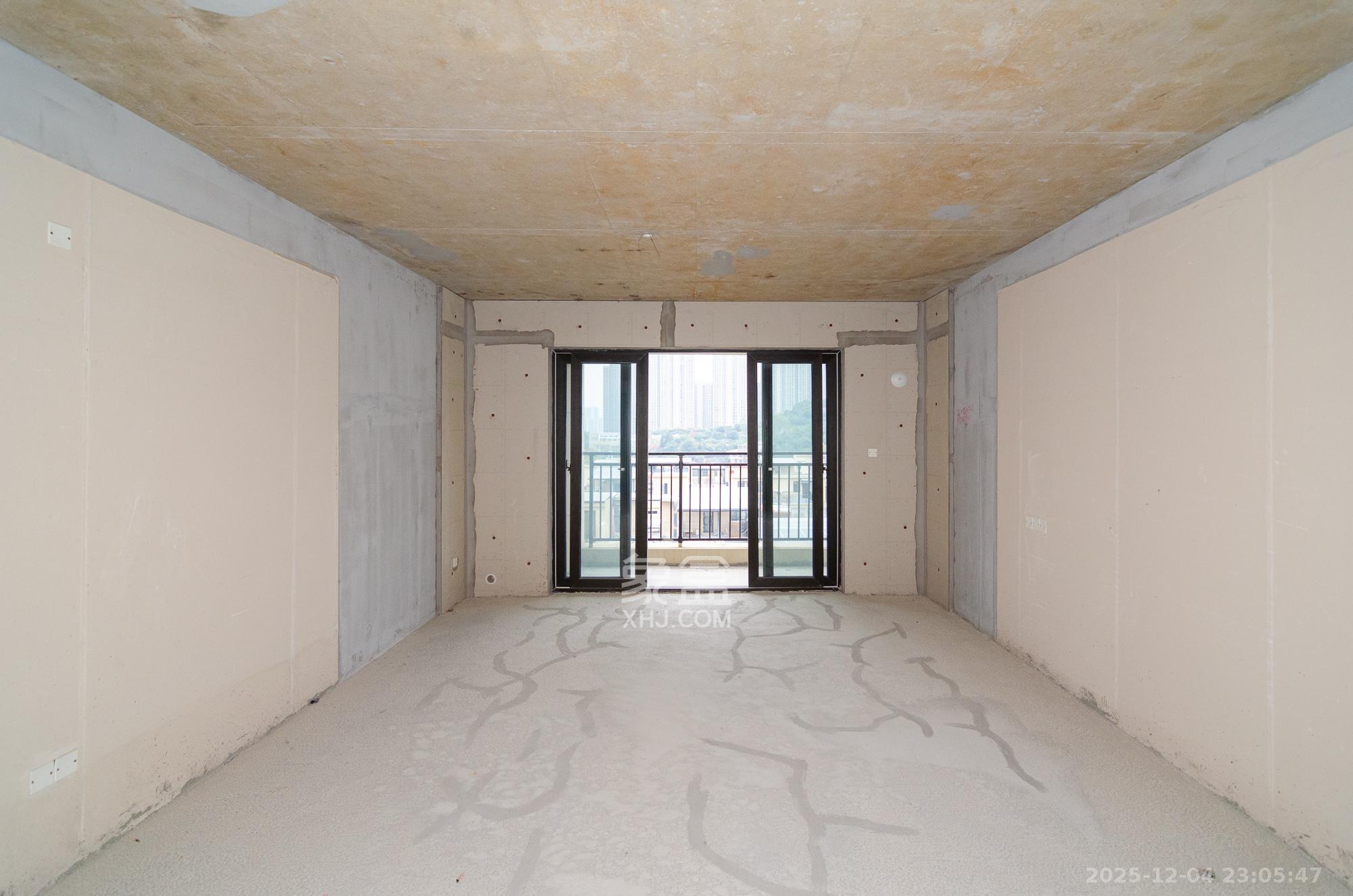 碧桂园培文府锦园  4室2厅2卫    86.0万