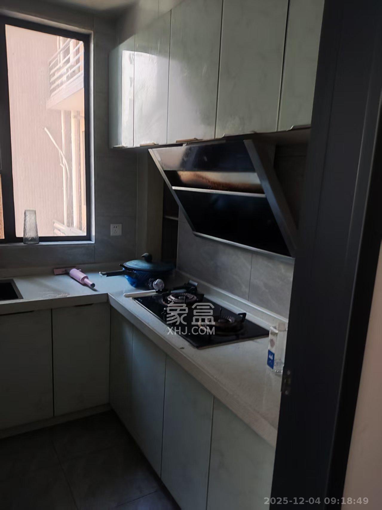 鸿邦国际城  1室0厅0卫    2300.0元/月室内图