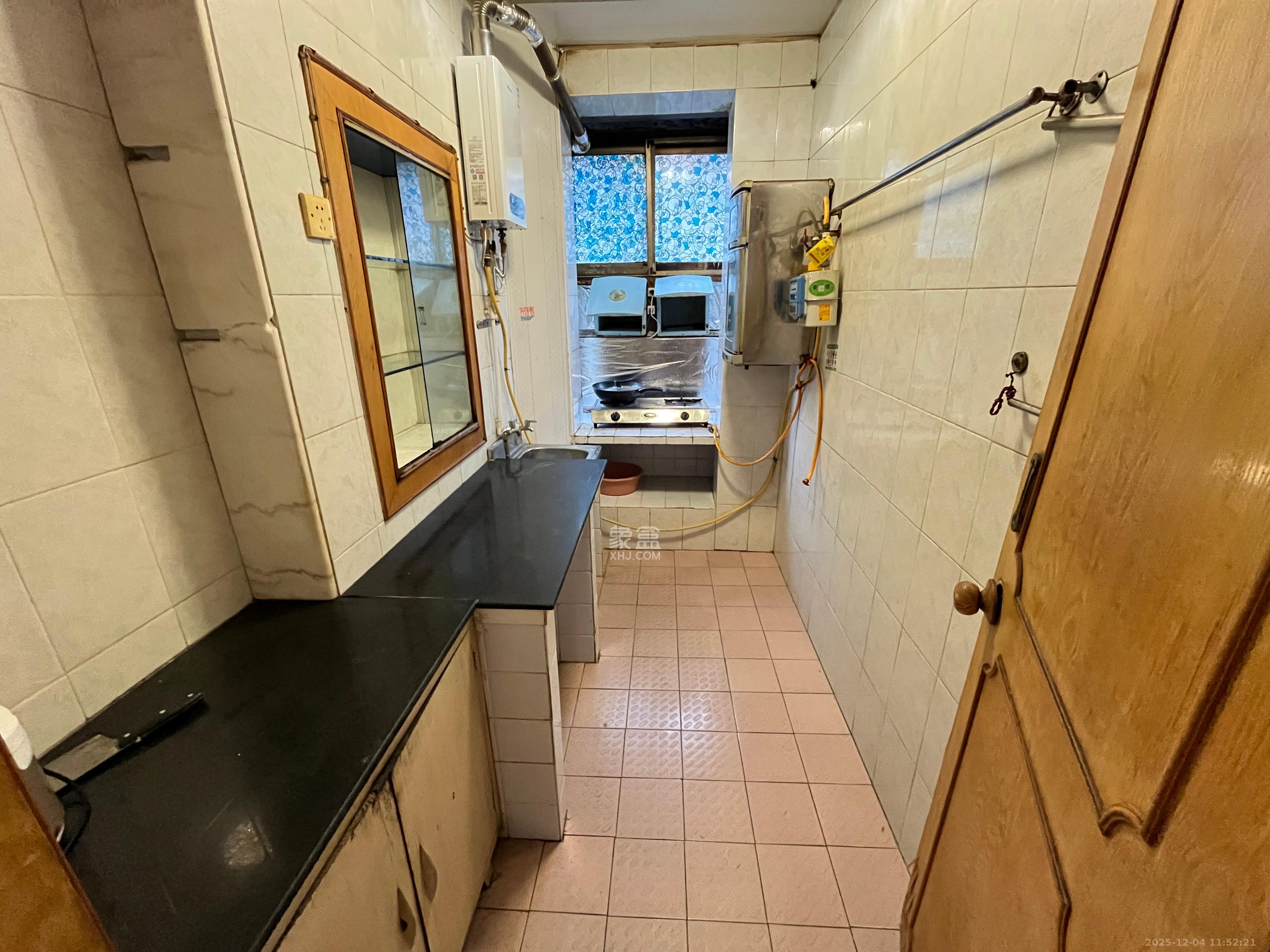 长岭水电八局宿舍  3室1厅1卫    1700.0元/月室内图