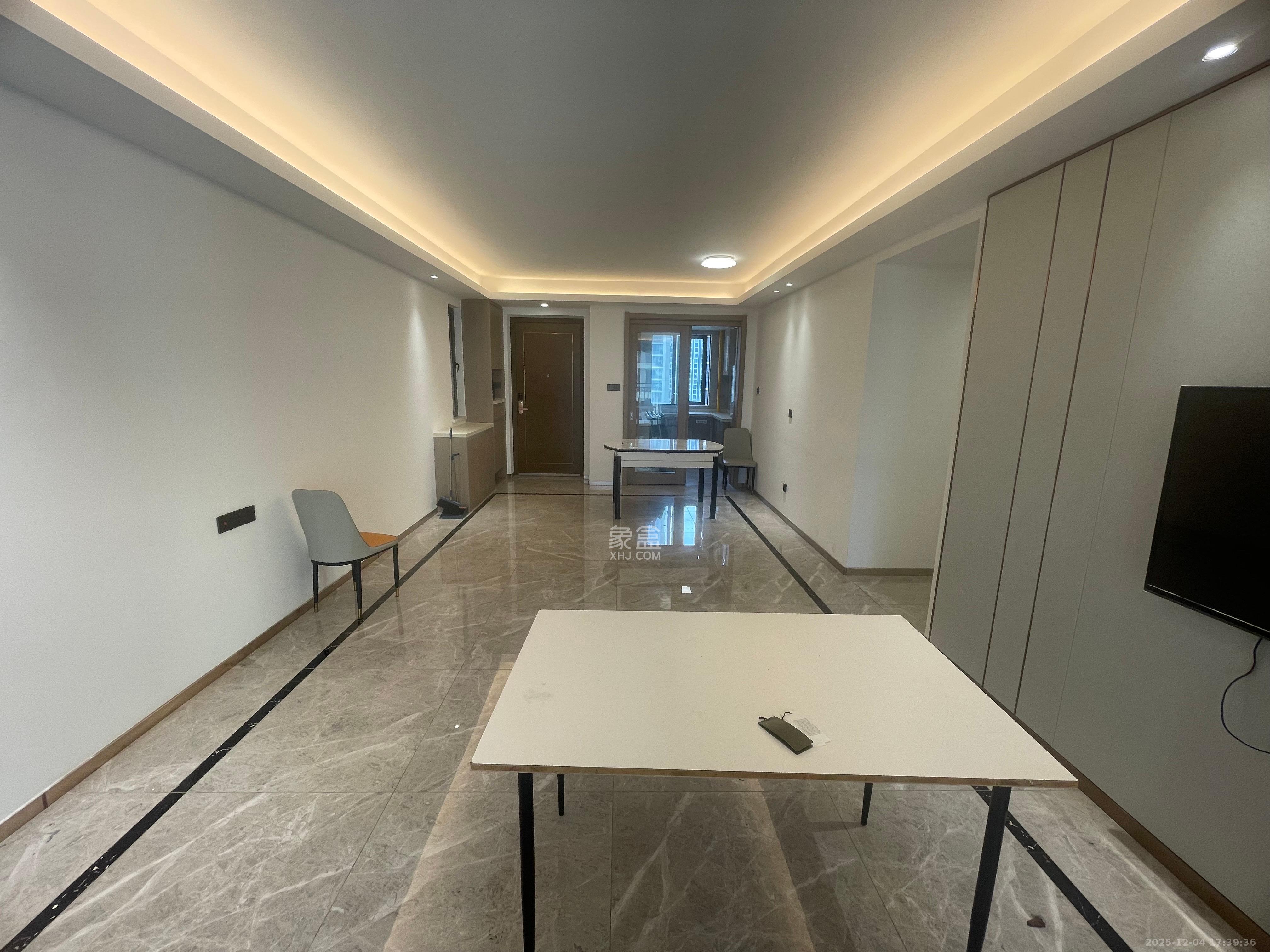 旭辉雨花郡 4室2厅2卫 4000.0元/月 旭辉雨花郡 4室2厅2卫 4000.0元/月室内图