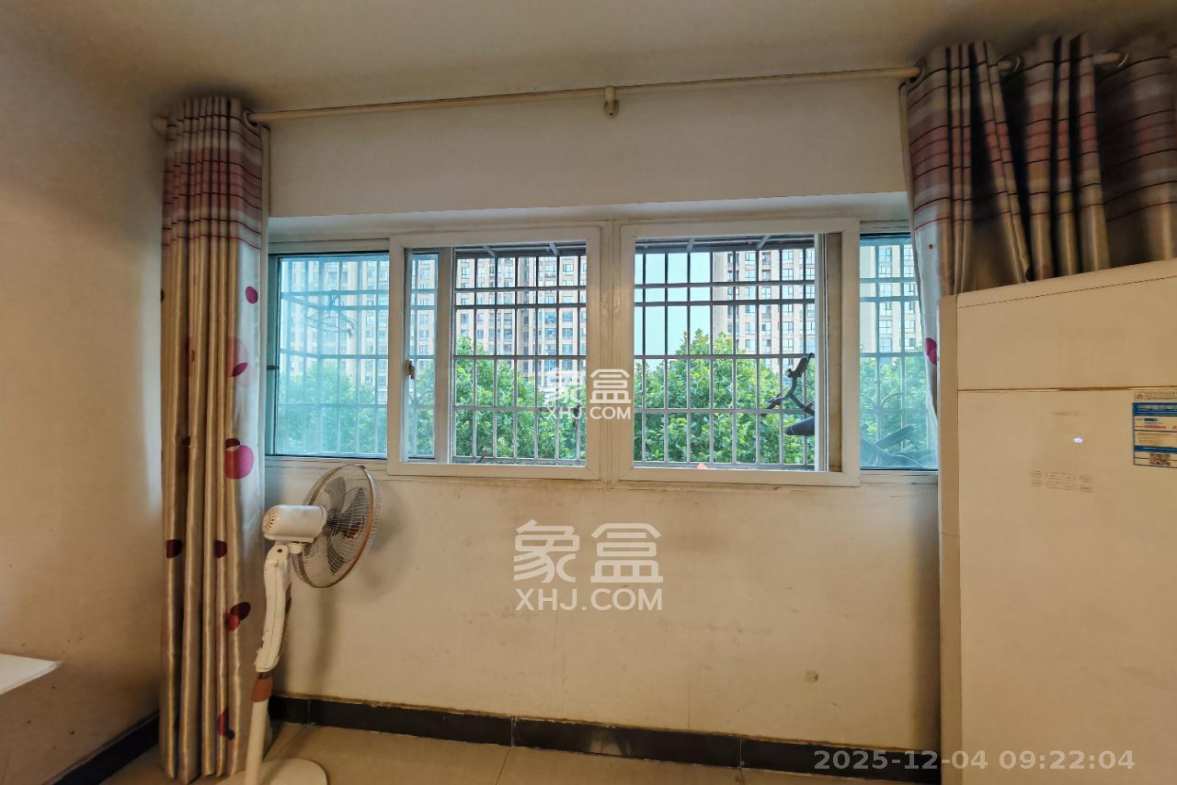 锦绣家园 3室2厅1卫 2200.0元/月 锦绣家园 3室2厅1卫 2200.0元/月室内图