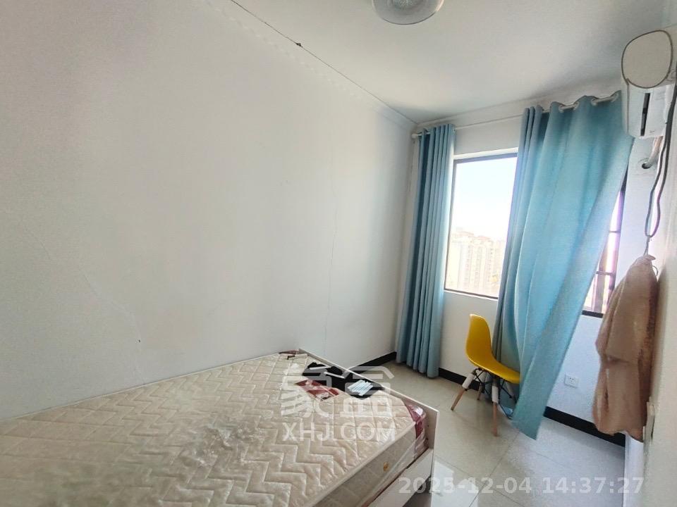 麓山枫情 3室2厅1卫 2100.0元/月 麓山枫情 3室2厅1卫 2100.0元/月室内图