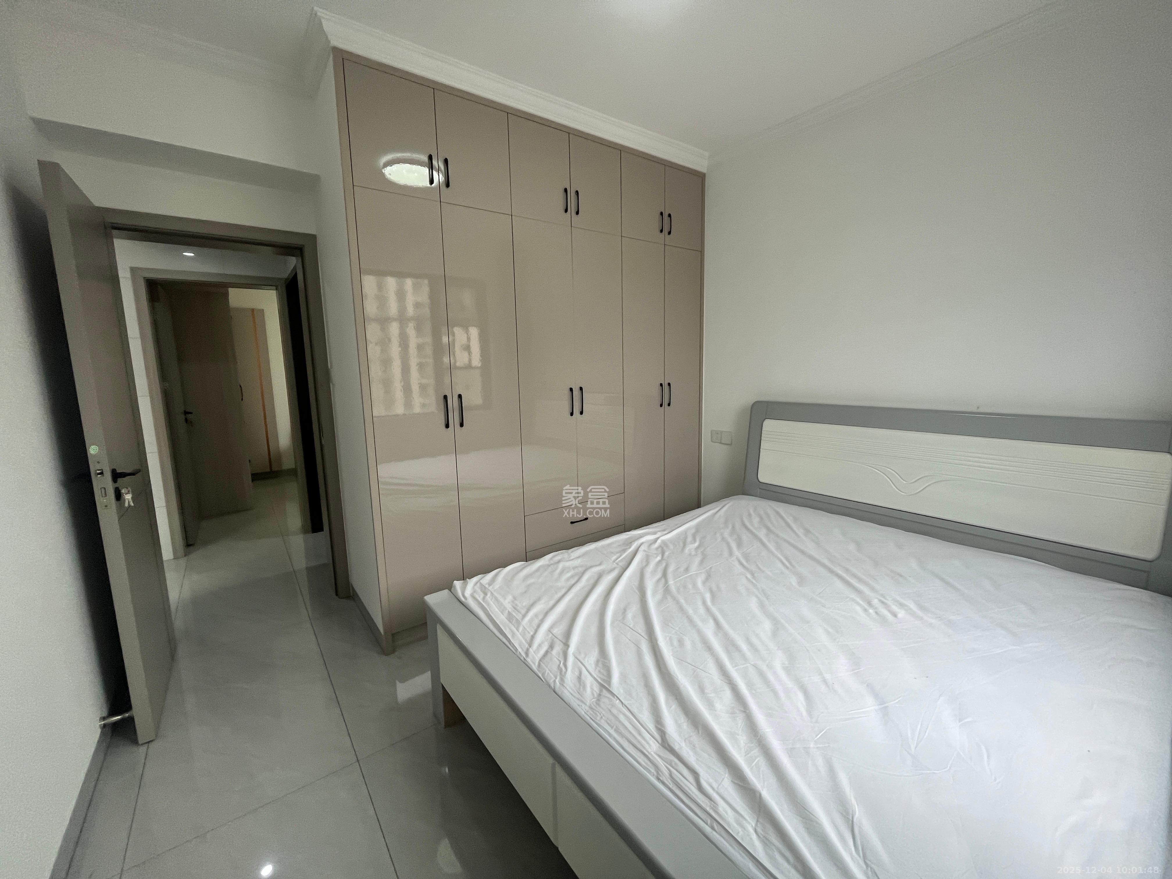 学士翰林苑 2室2厅1卫 1700.0元/月 学士翰林苑 2室2厅1卫 1700.0元/月室内图