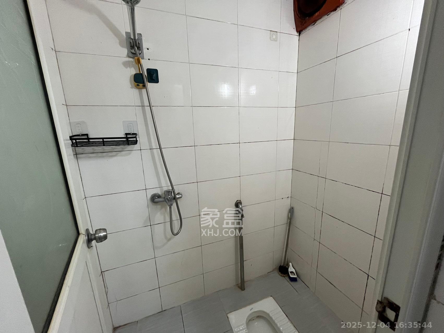 鑫兴佳园 1室1厅1卫 1300.0元/月 鑫兴佳园 1室1厅1卫 1300.0元/月室内图