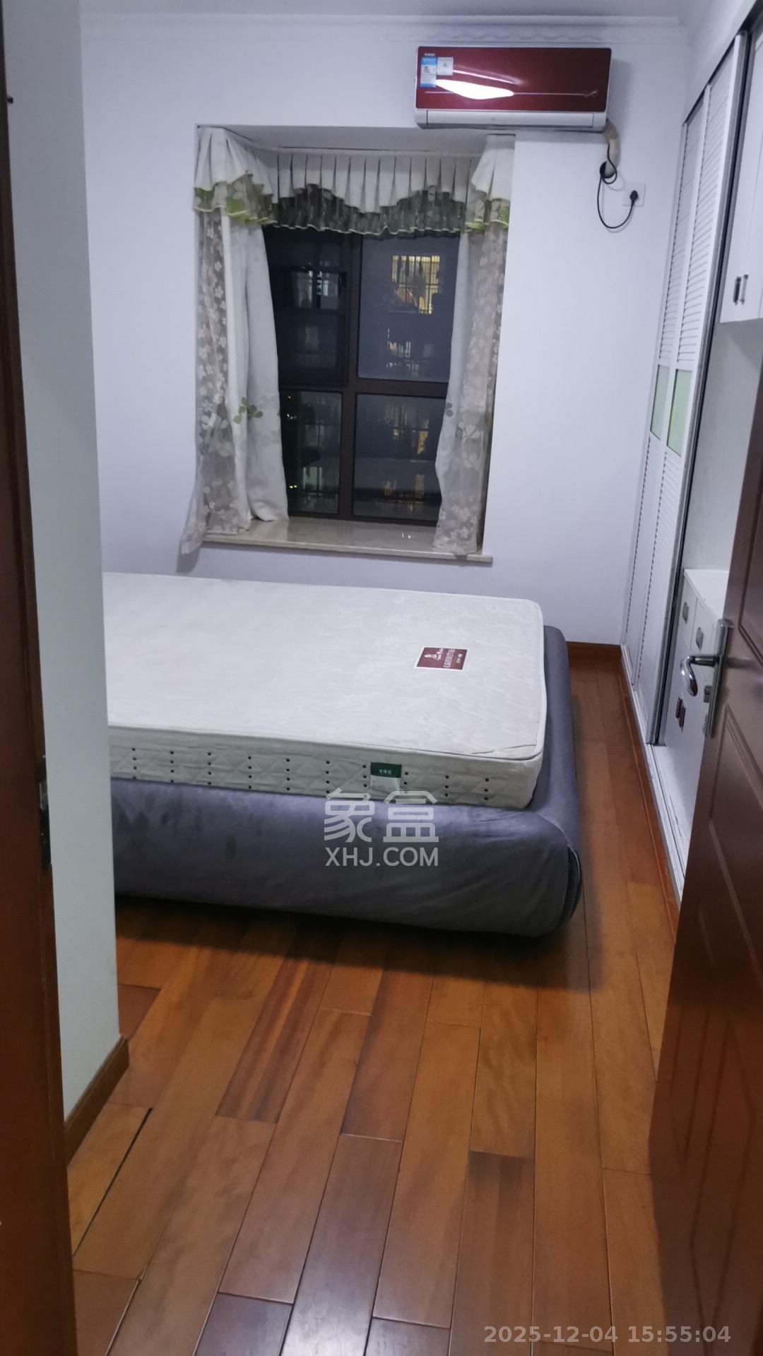 水岸世景 3室2厅1卫 1750.0元/月 水岸世景 3室2厅1卫 1750.0元/月室内图