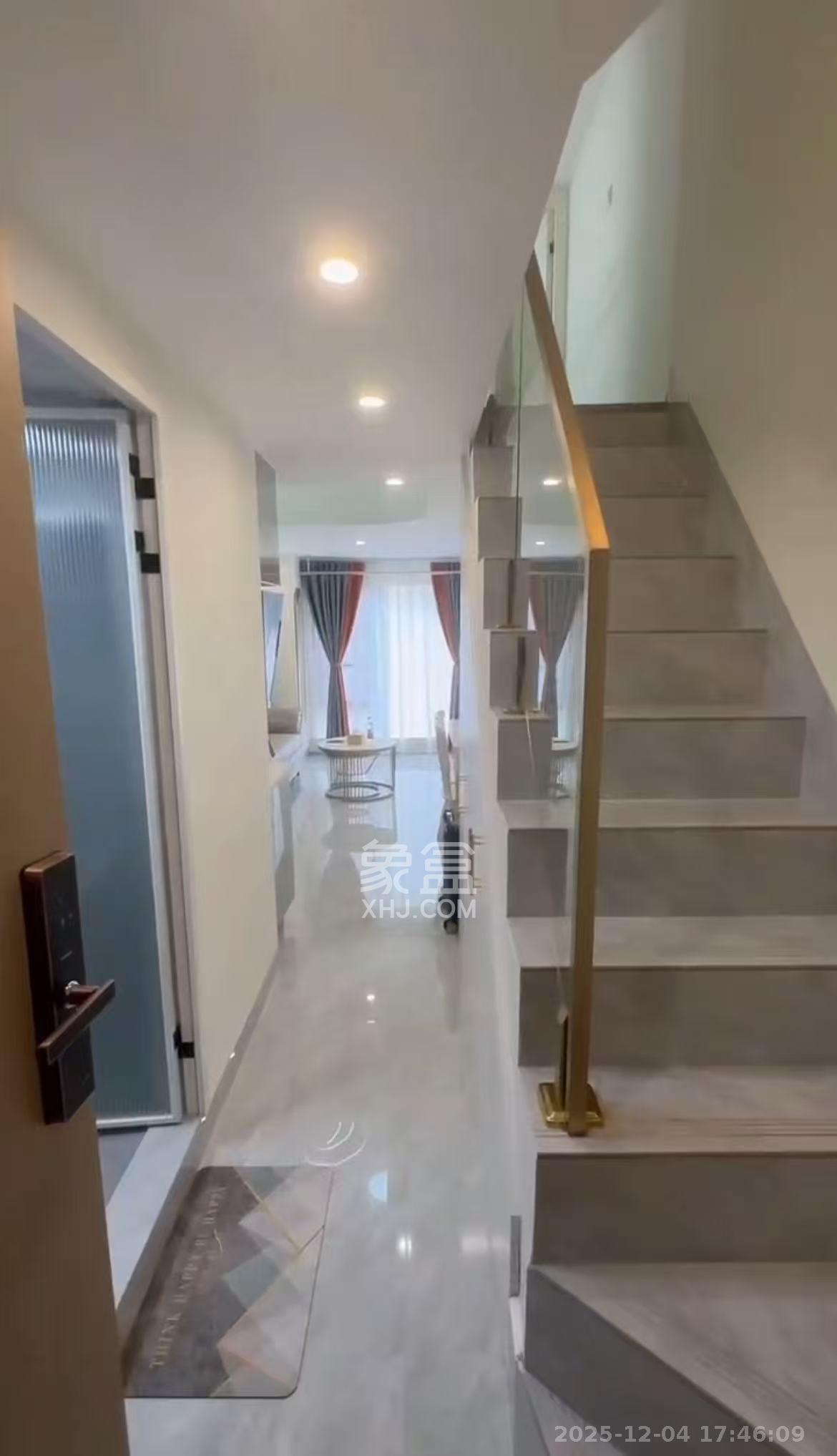 卓越江岸 2室1厅1卫 2700.0元/月 卓越江岸 2室1厅1卫 2700.0元/月室内图