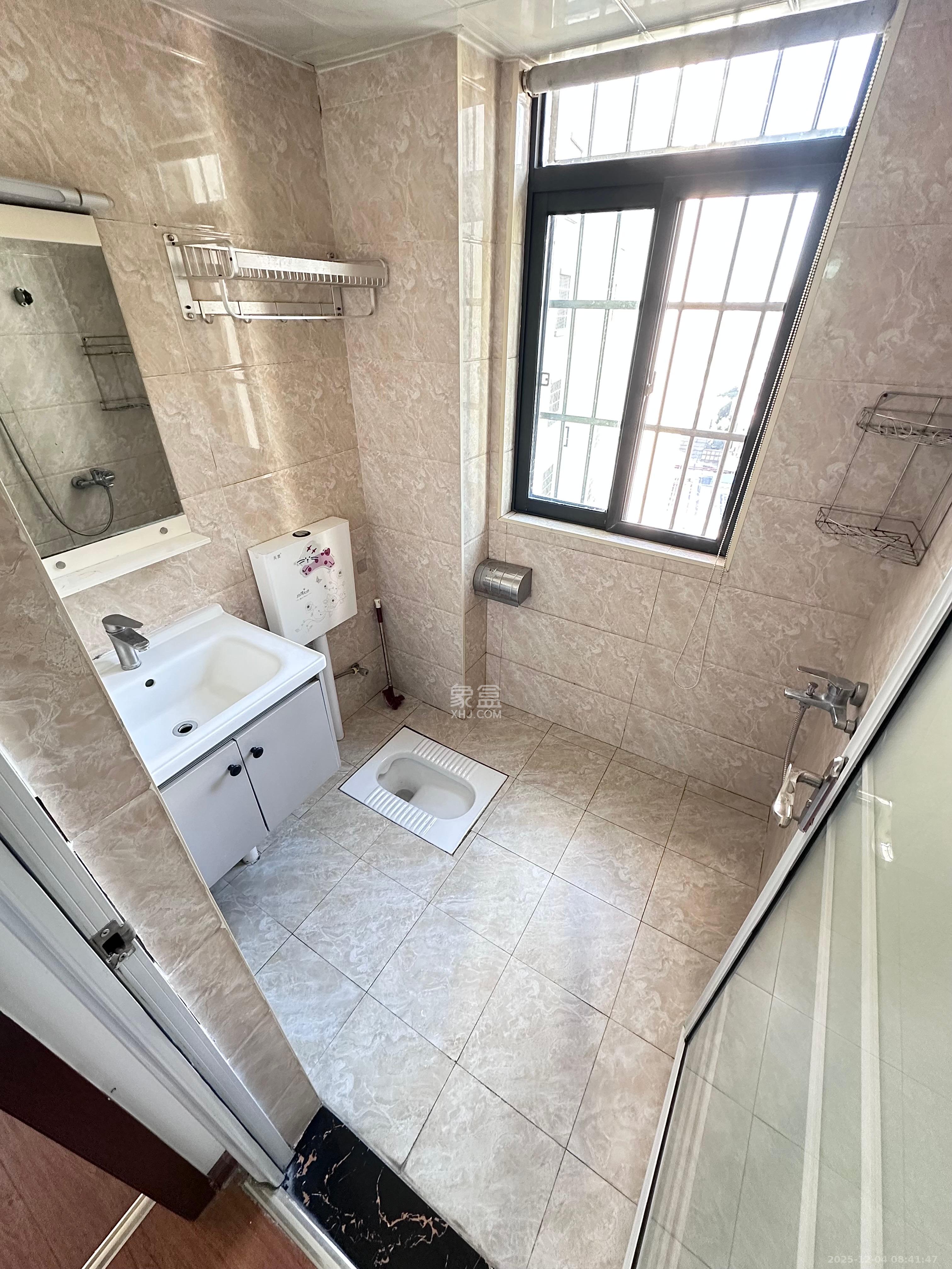 景塘家园 3室0厅0卫 2300.0元/月 景塘家园 3室0厅0卫 2300.0元/月室内图