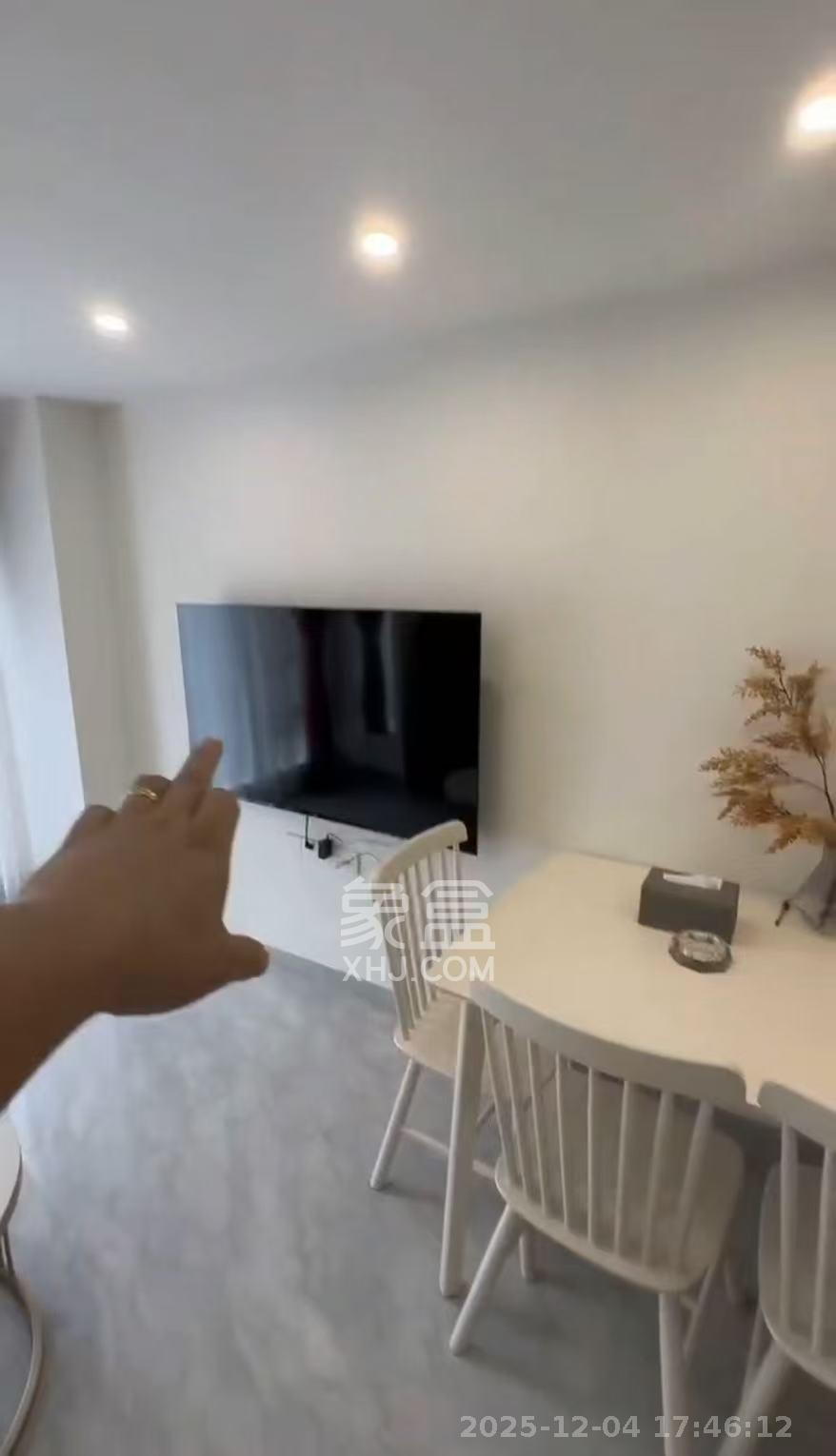 卓越江岸 2室1厅1卫 2700.0元/月 卓越江岸 2室1厅1卫 2700.0元/月室内图