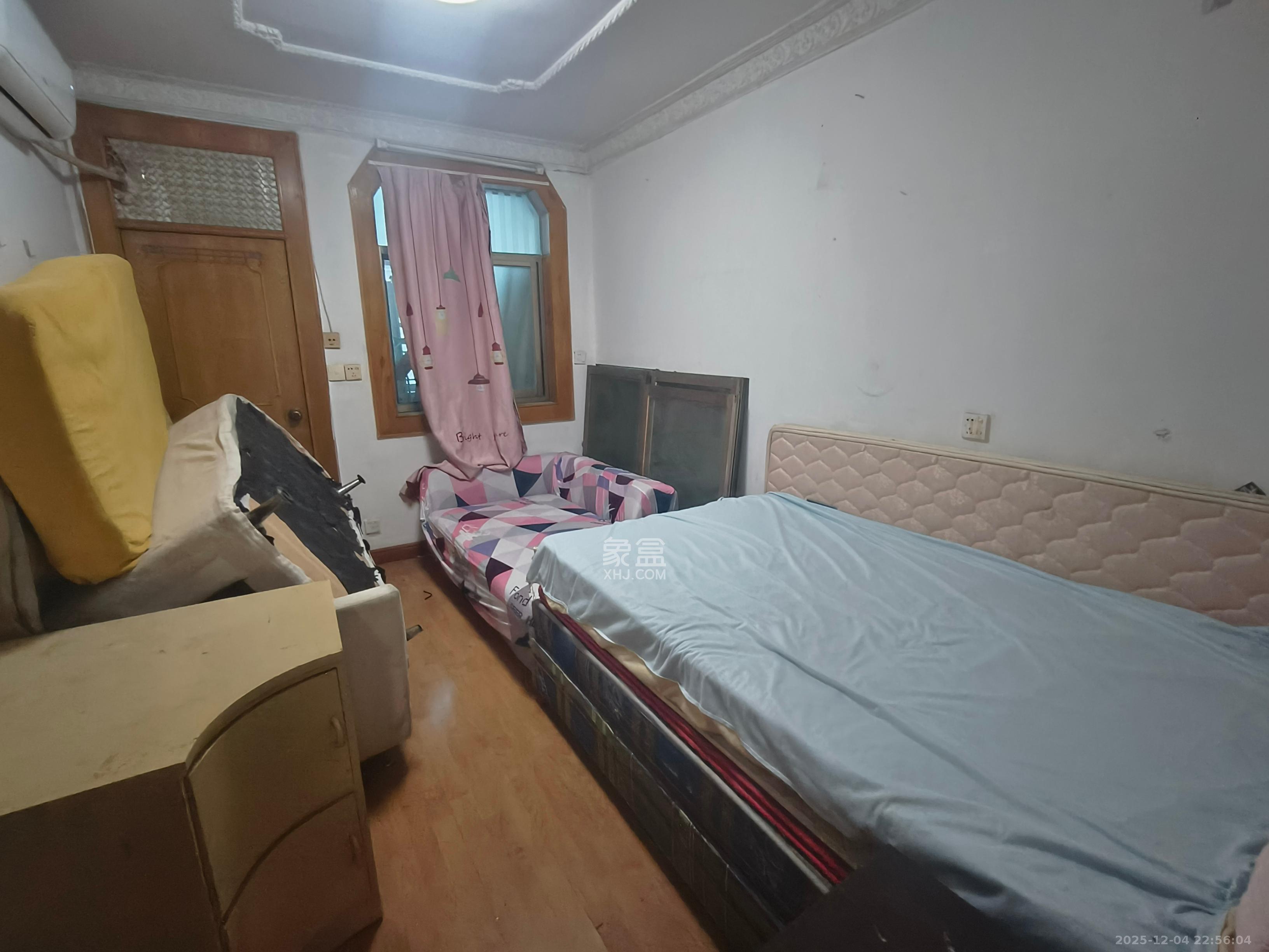 三印宿舍 3室2厅1卫 1500.0元/月 三印宿舍 3室2厅1卫 1500.0元/月室内图