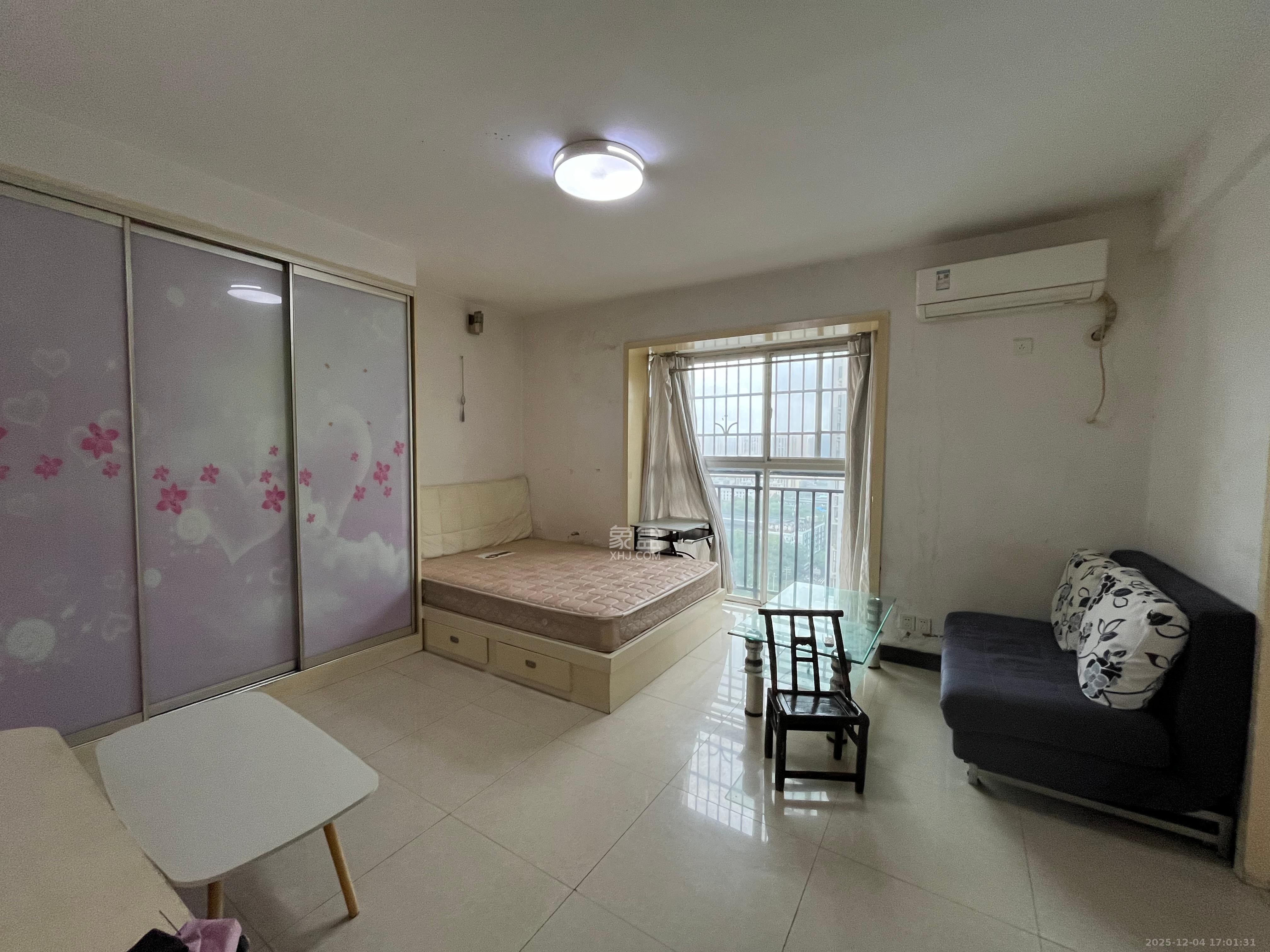 都市馨园  1室1厅1卫    1200.0元/月室内图