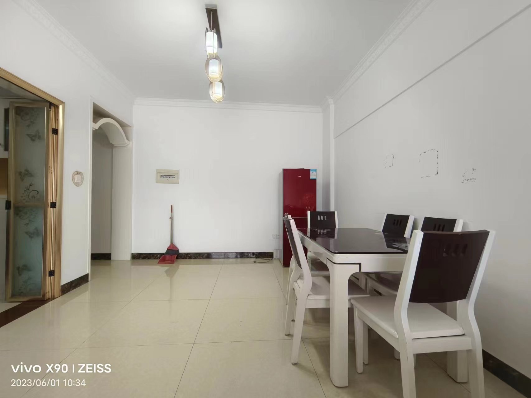 逸臣广场 1室0厅0卫 1600.0元/月 逸臣广场 1室0厅0卫 1600.0元/月室内图