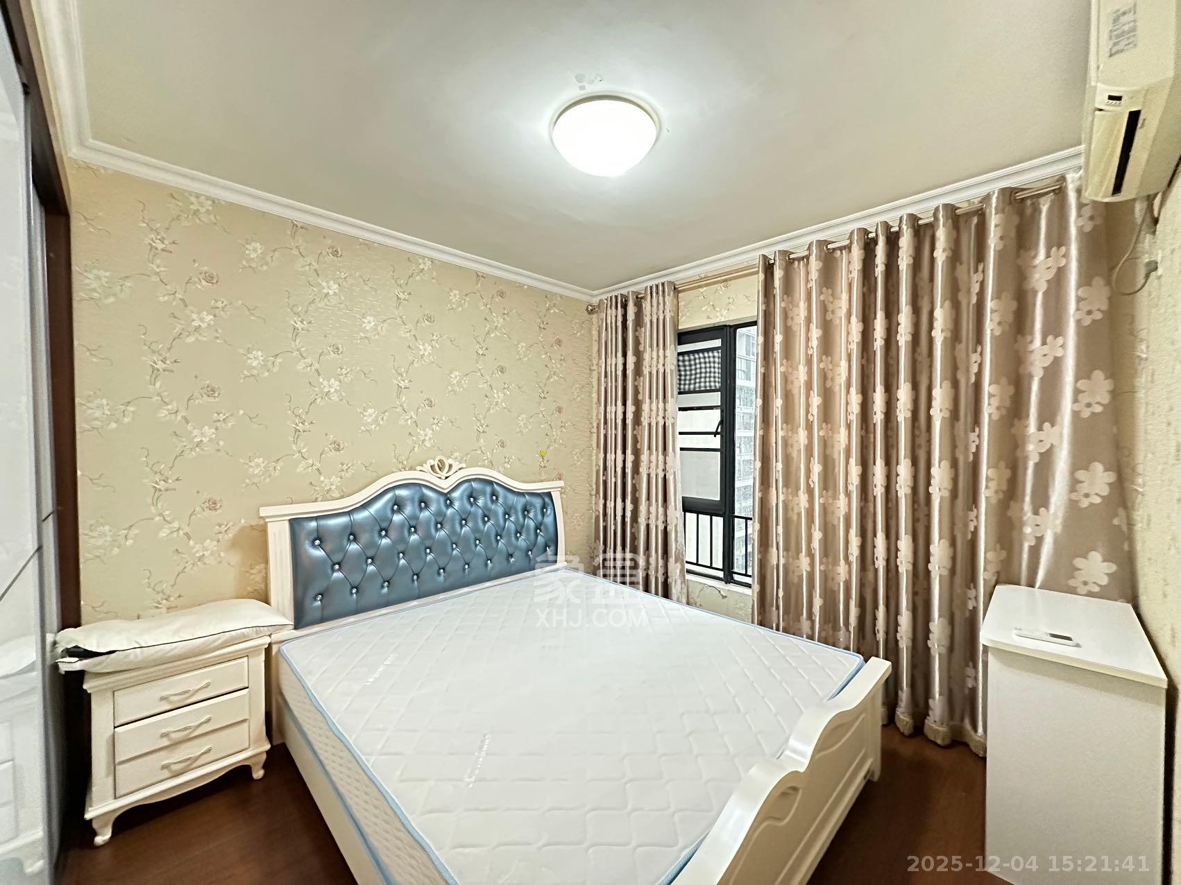 万科金域华府三四期  3室2厅2卫    2500.0元/月室内图