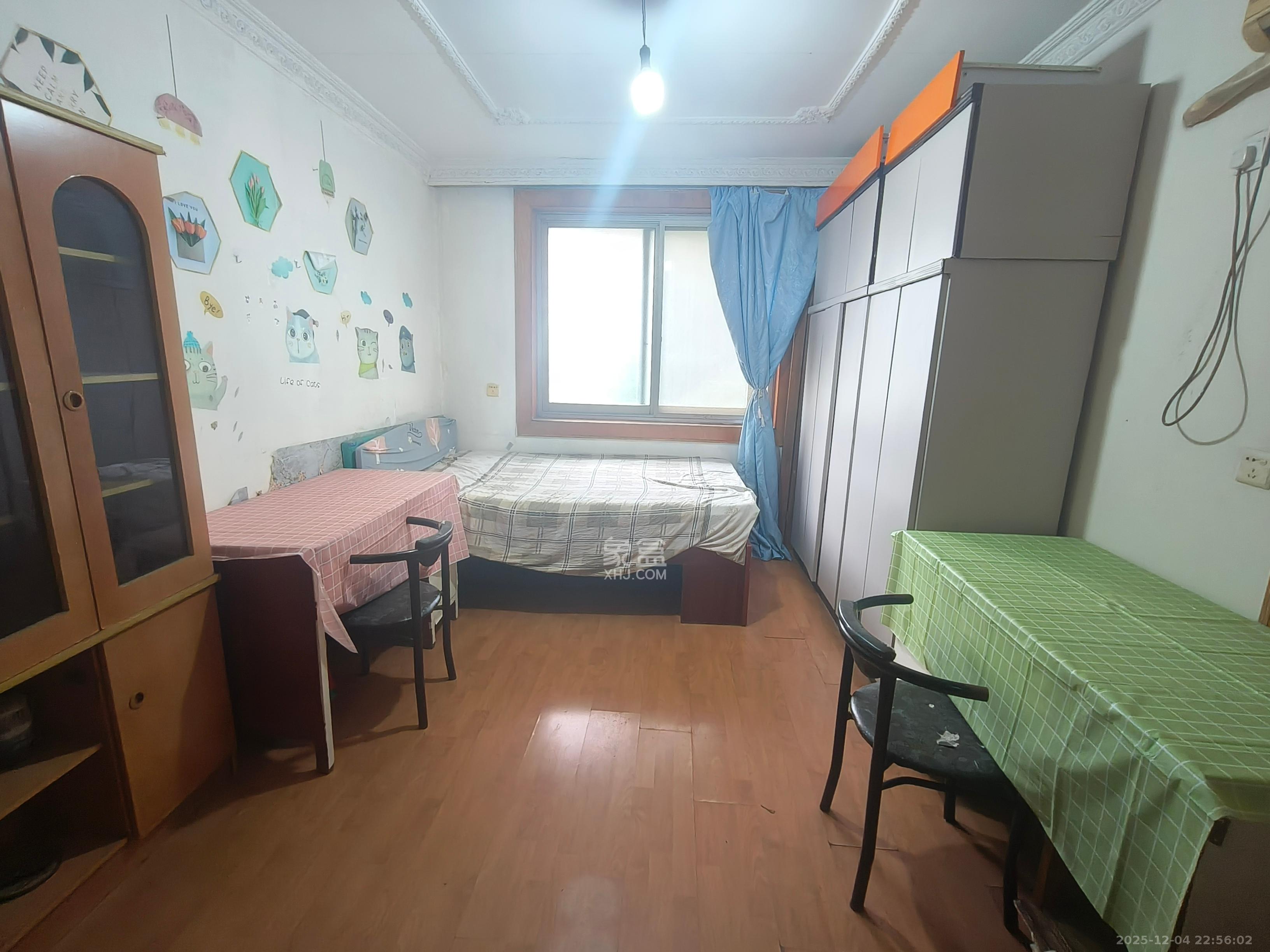 三印宿舍  3室2厅1卫    1500.0元/月室内图