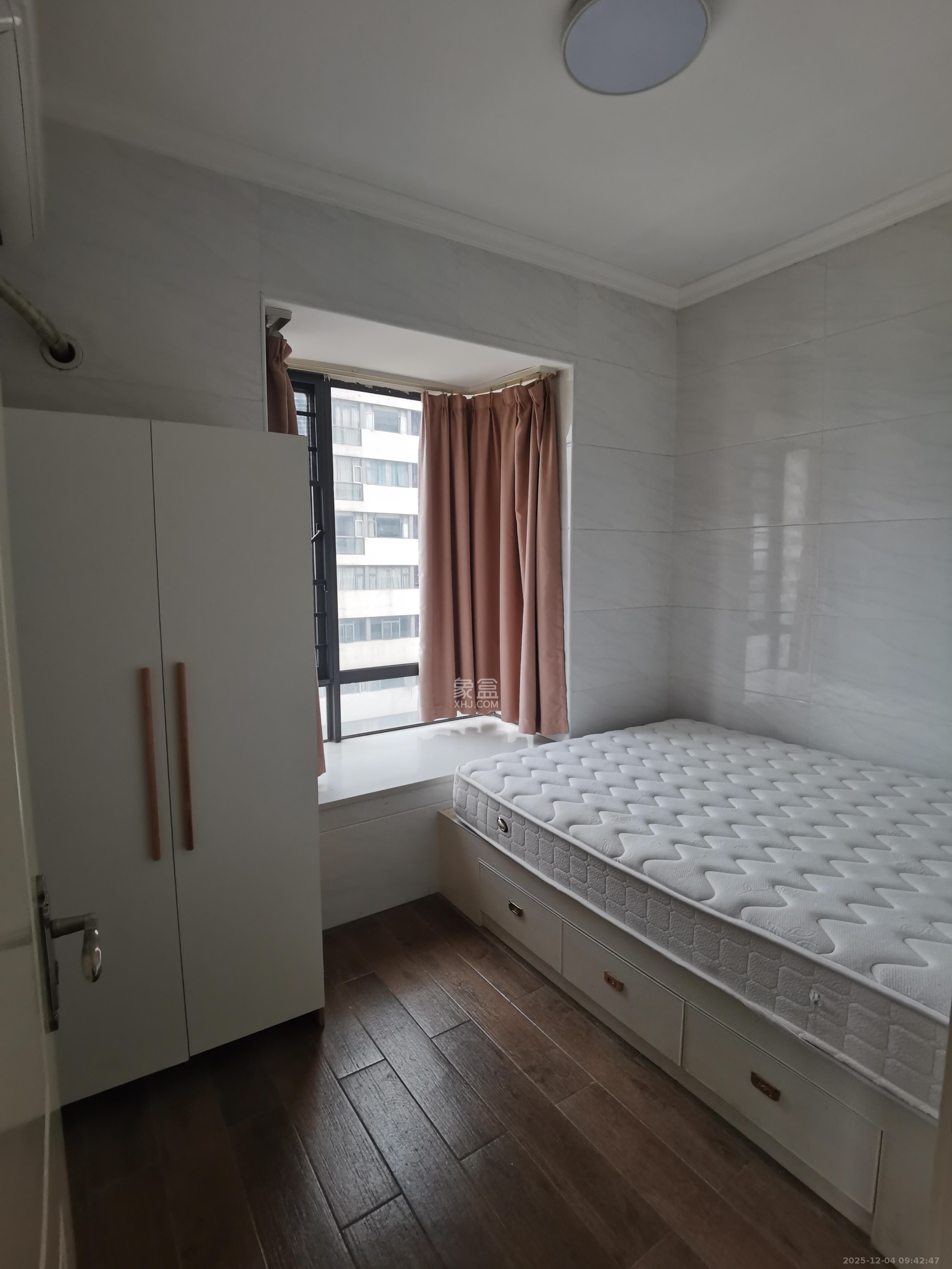 金轮星光名座  1室1厅1卫    1500.0元/月室内图