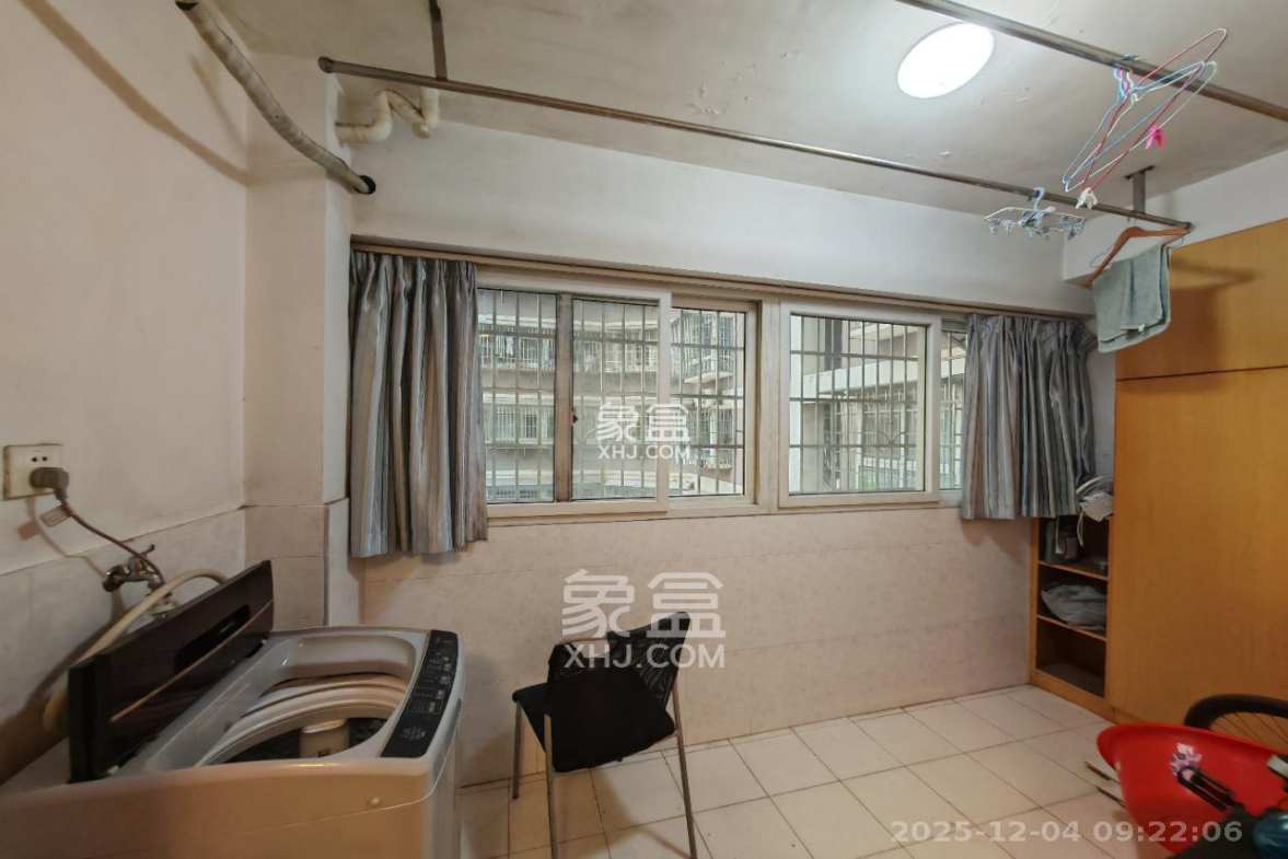 锦绣家园 3室2厅1卫 2200.0元/月 锦绣家园 3室2厅1卫 2200.0元/月室内图