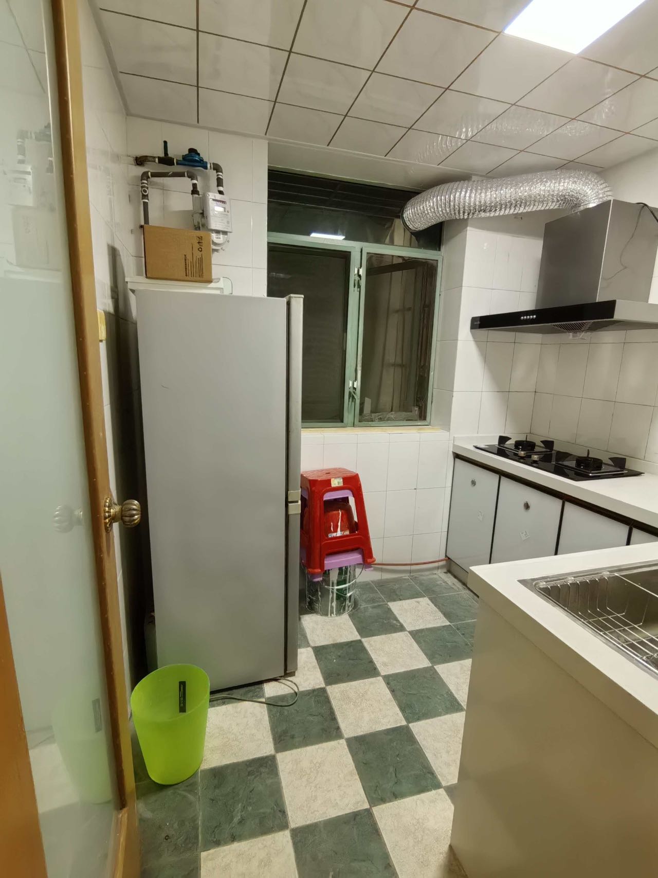 置地花园  3室2厅1卫    3000.0元/月室内图