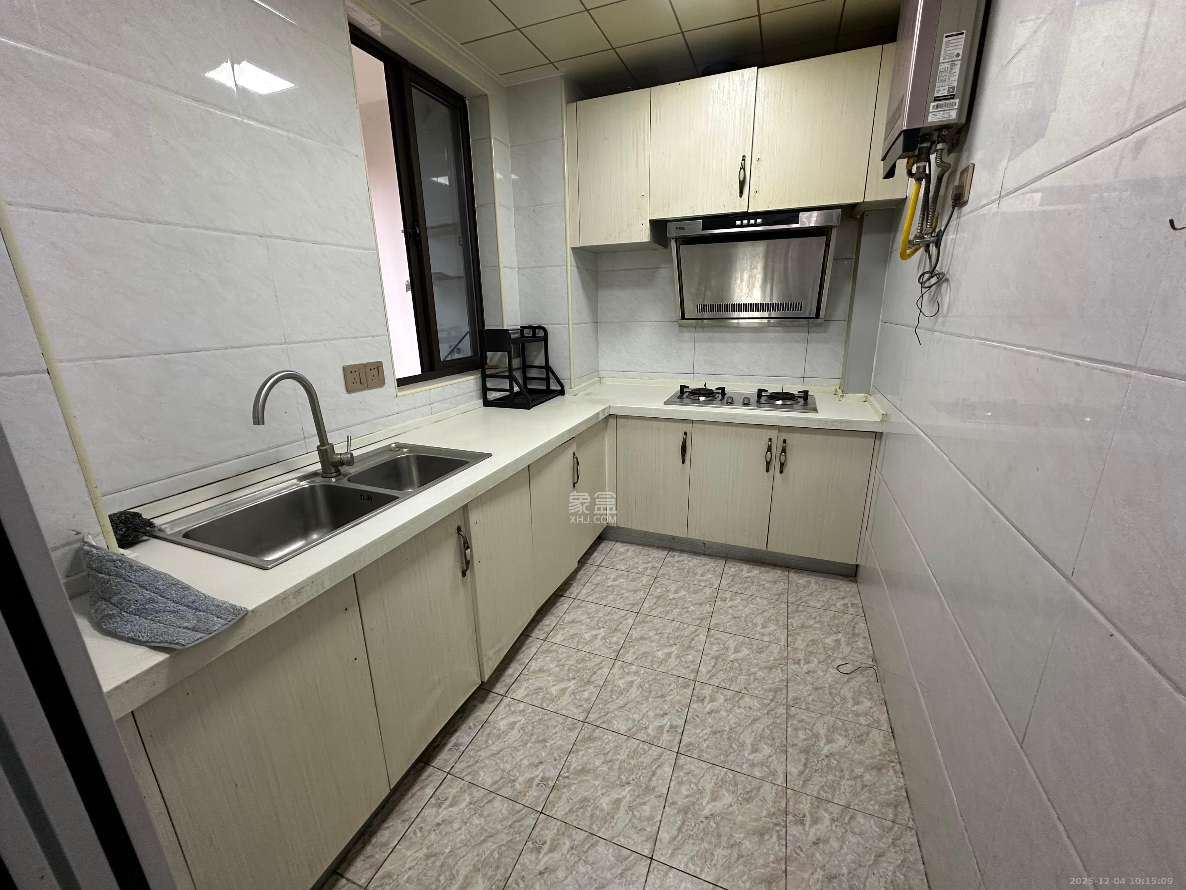 鑫远悦城(鑫远悦时代) 3室2厅1卫 2200.0元/月 鑫远悦城(鑫远悦时代) 3室2厅1卫 2200.0元/月室内图