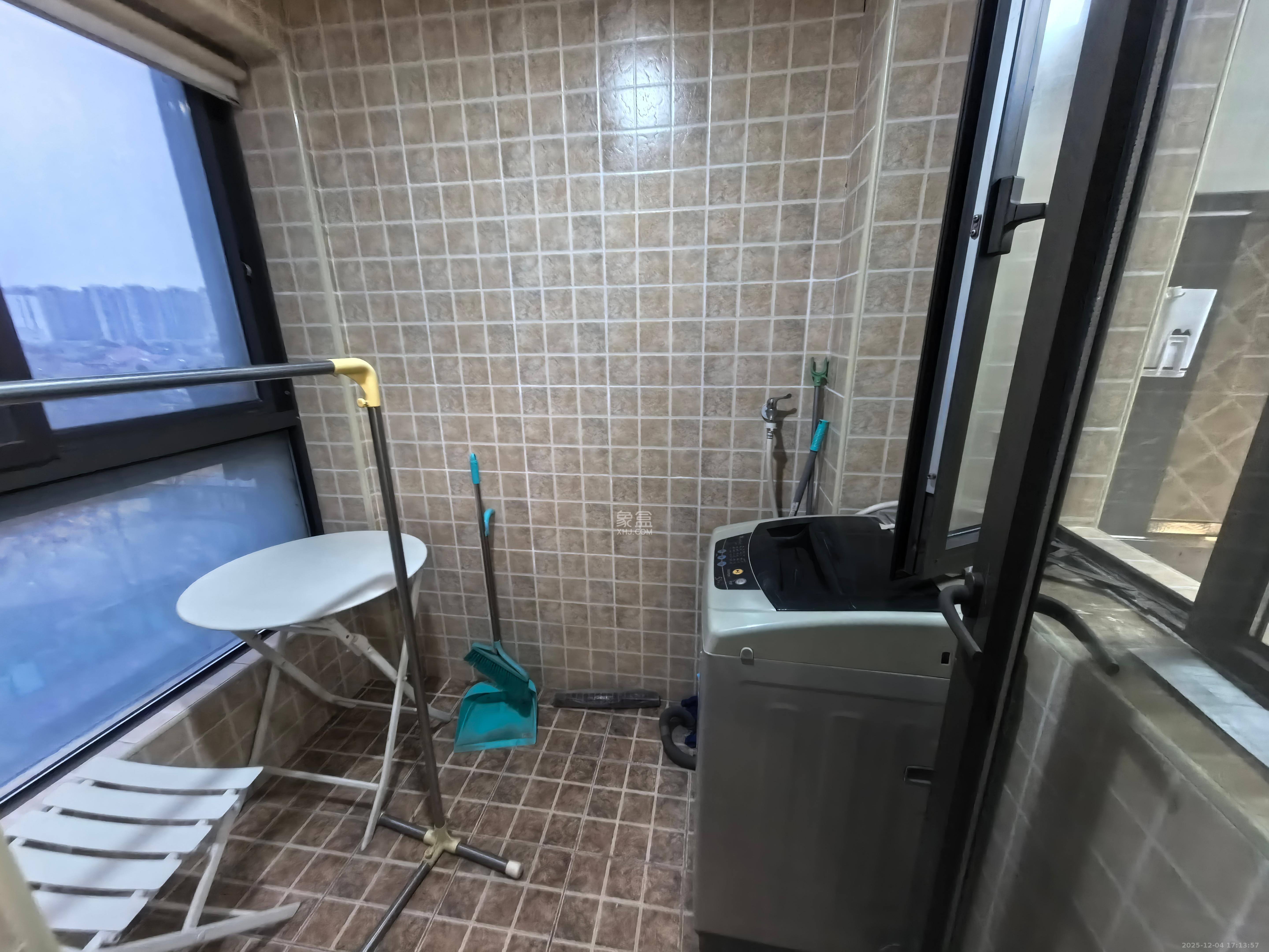 美洲故事高层 1室1厅1卫 1600.0元/月 美洲故事高层 1室1厅1卫 1600.0元/月室内图