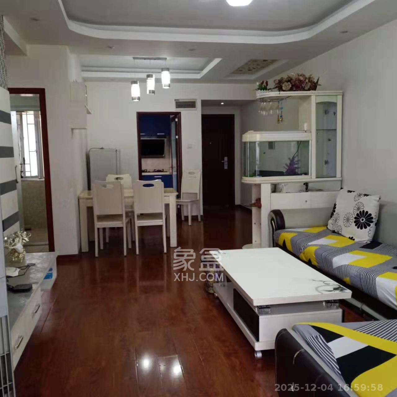 恒广国际景园一二区  2室2厅1卫    2000.0元/月室内图