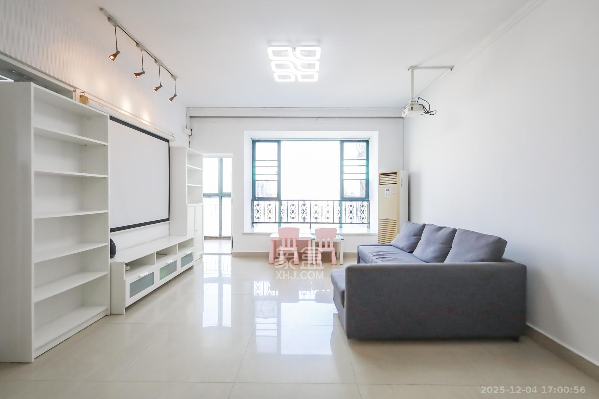 景秀江山  4室2厅2卫    149.0万