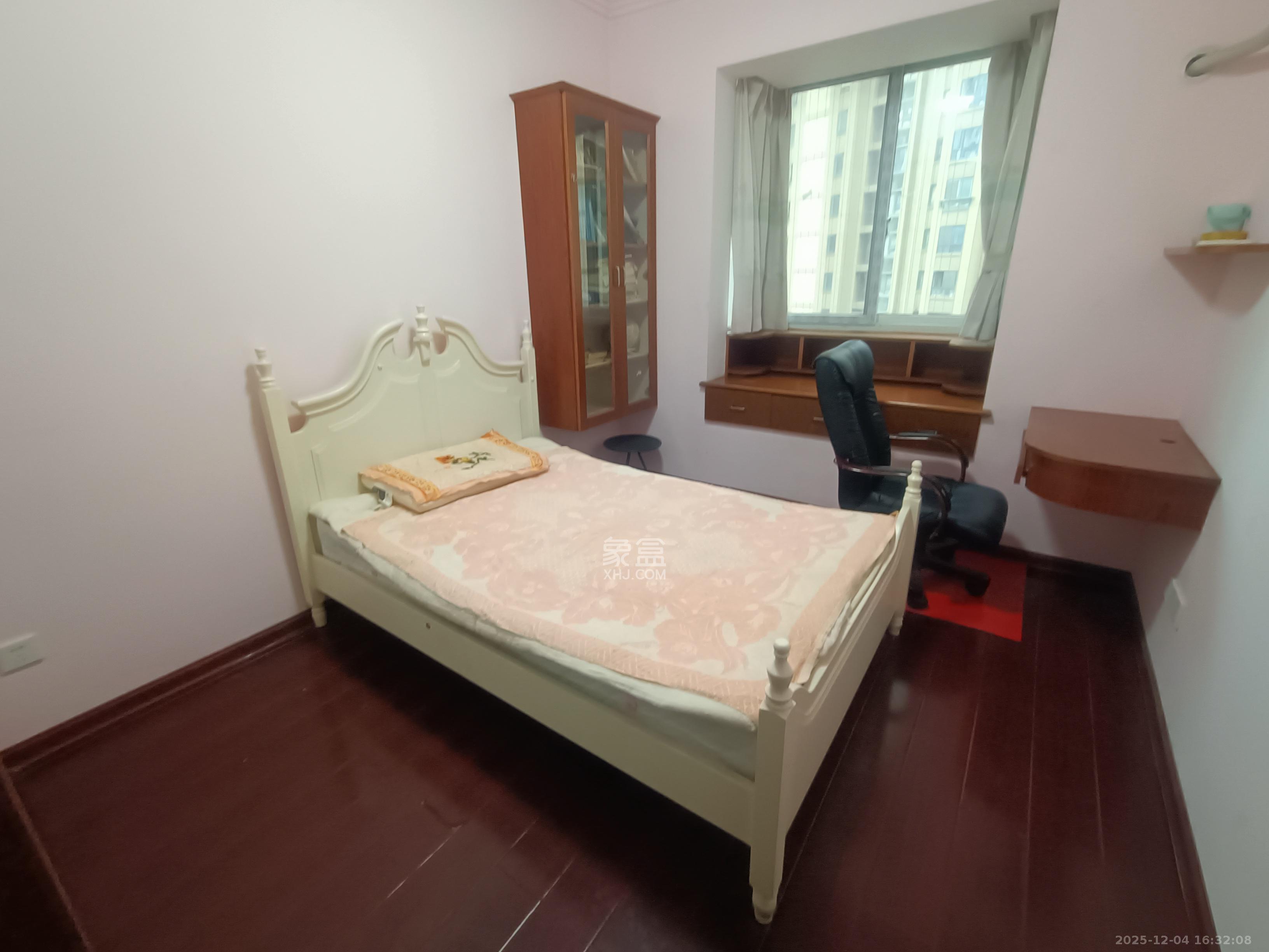 汇都公寓 3室2厅2卫 2700.0元/月 汇都公寓 3室2厅2卫 2700.0元/月室内图