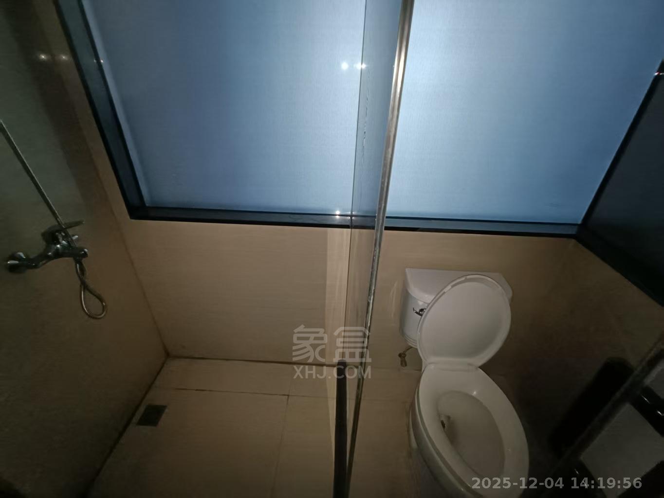 银天国际  1室1厅1卫    1200.0元/月室内图