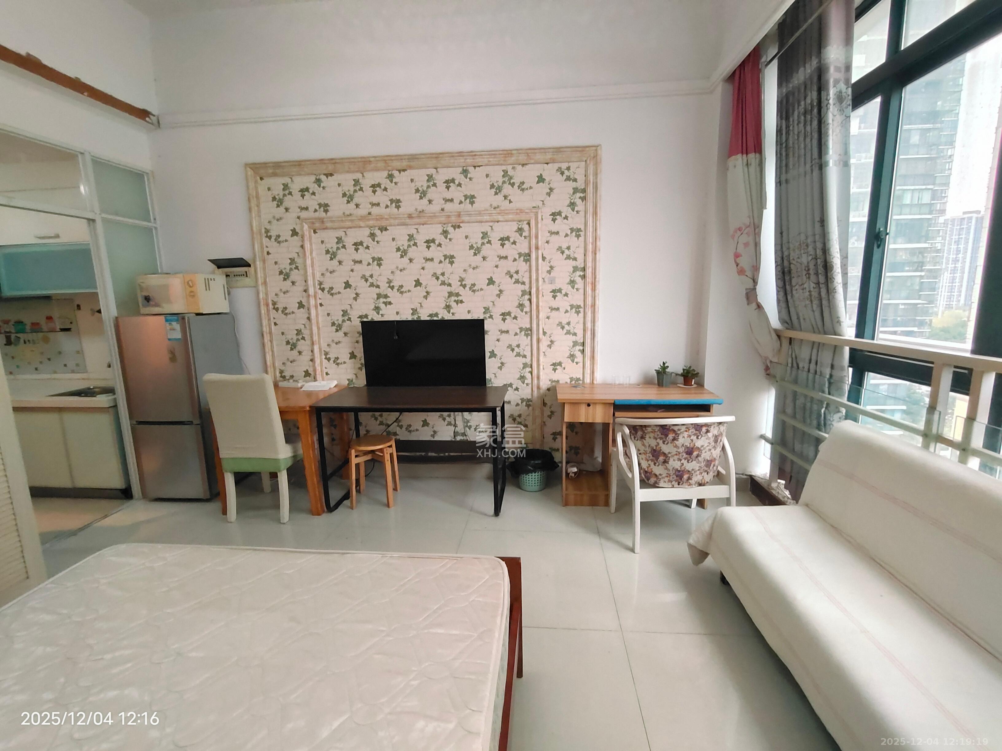 浏阳河畔家园  1室1厅1卫    1200.0元/月