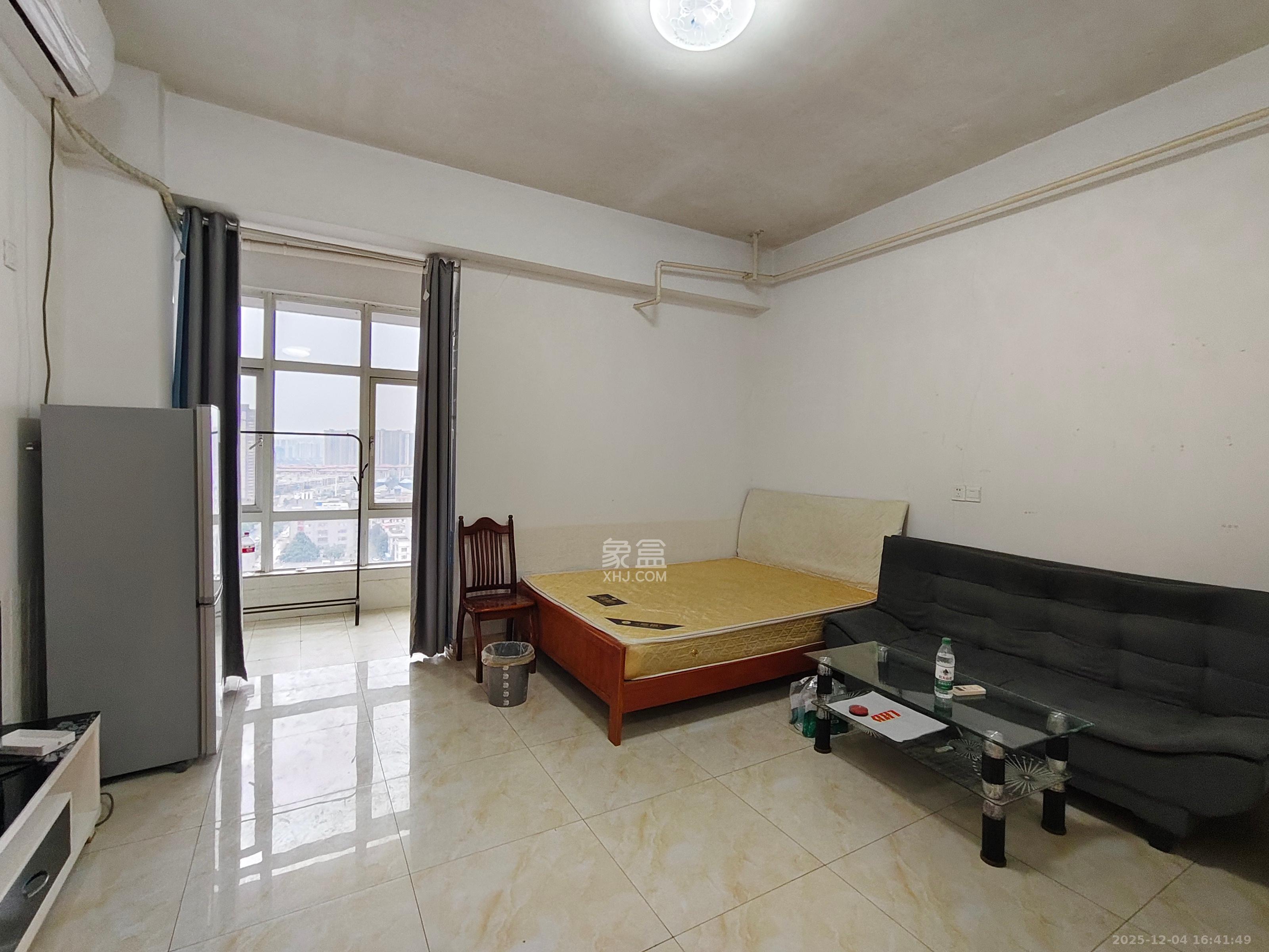 金鼎公园尚  1室1厅1卫    1000.0元/月