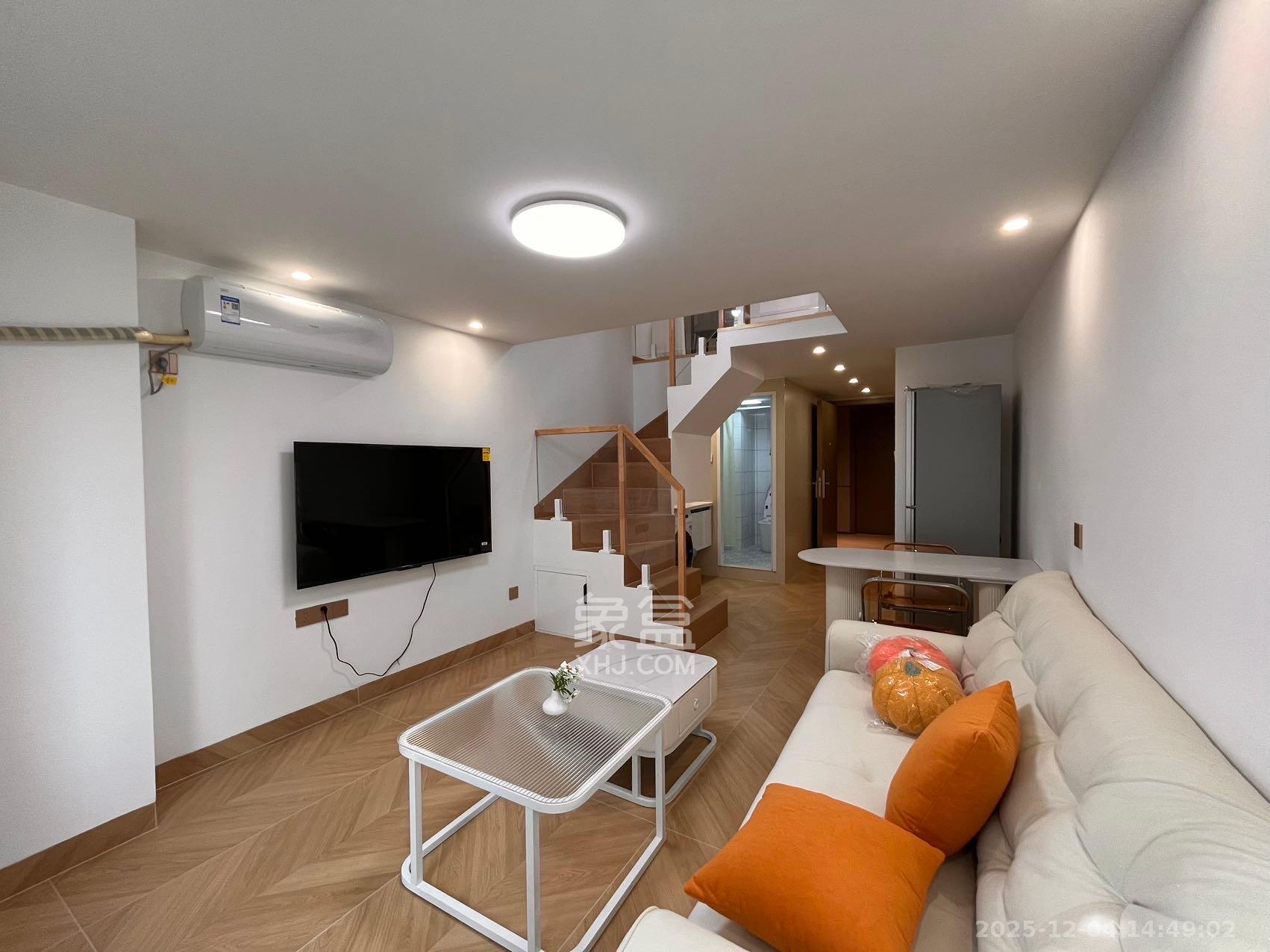 时代MOMA云PARK  1室1厅1卫    2700.0元/月