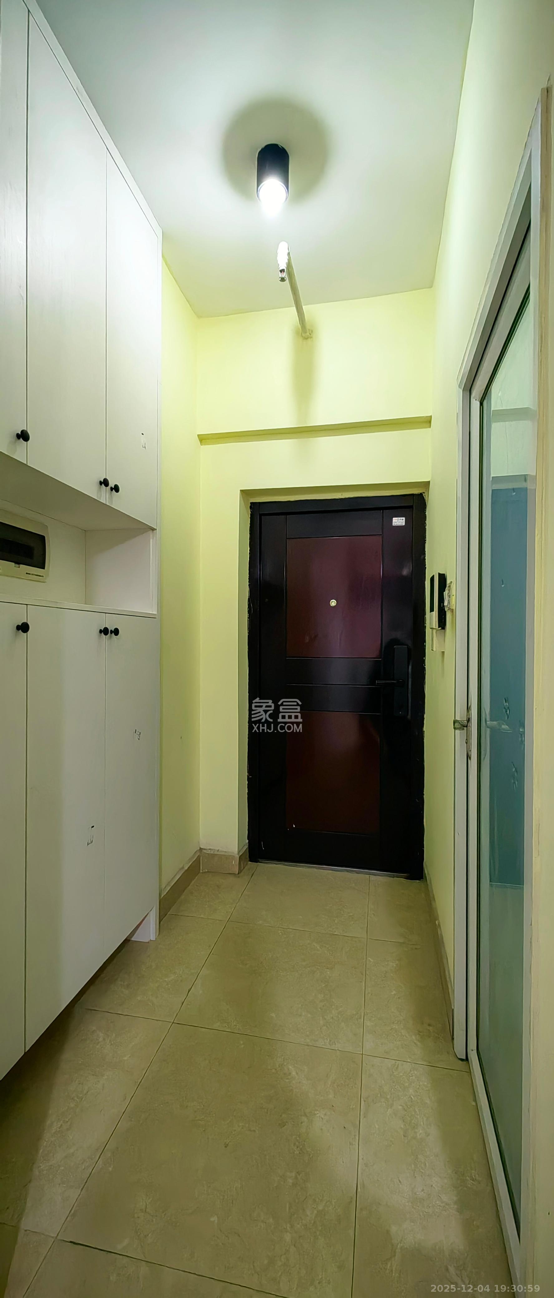 水岸世景 1室1厅1卫 1100.0元/月 水岸世景 1室1厅1卫 1100.0元/月室内图