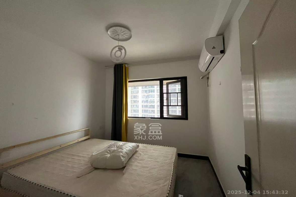 越秀湘江星汇城一期 4室2厅2卫 4000.0元/月 越秀湘江星汇城一期 4室2厅2卫 4000.0元/月室内图