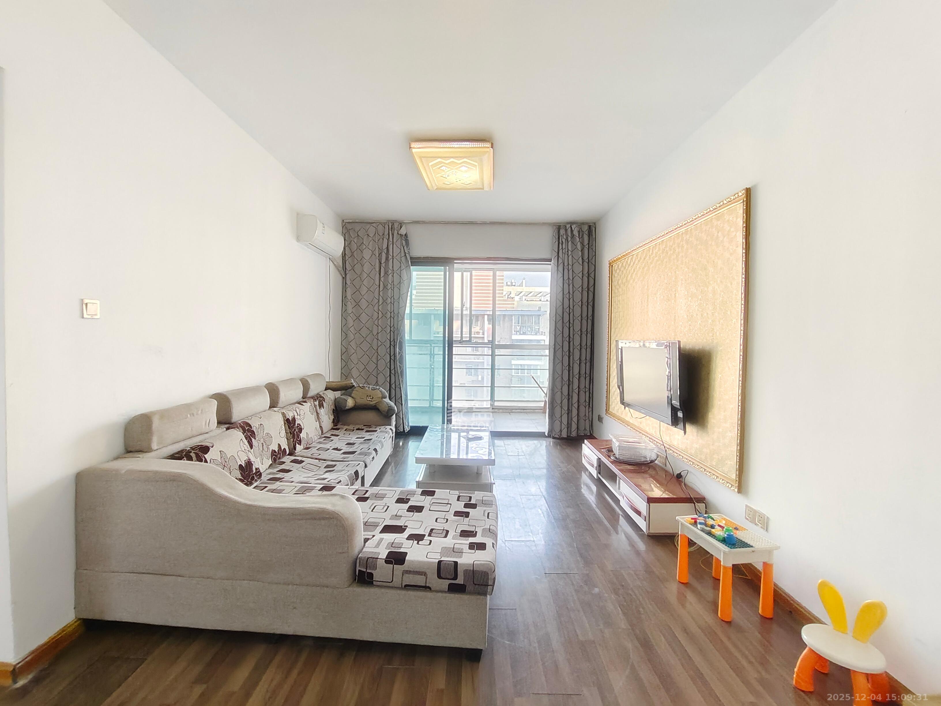 银港水晶城 2室1厅1卫 1900.0元/月 银港水晶城 2室1厅1卫 1900.0元/月室内图