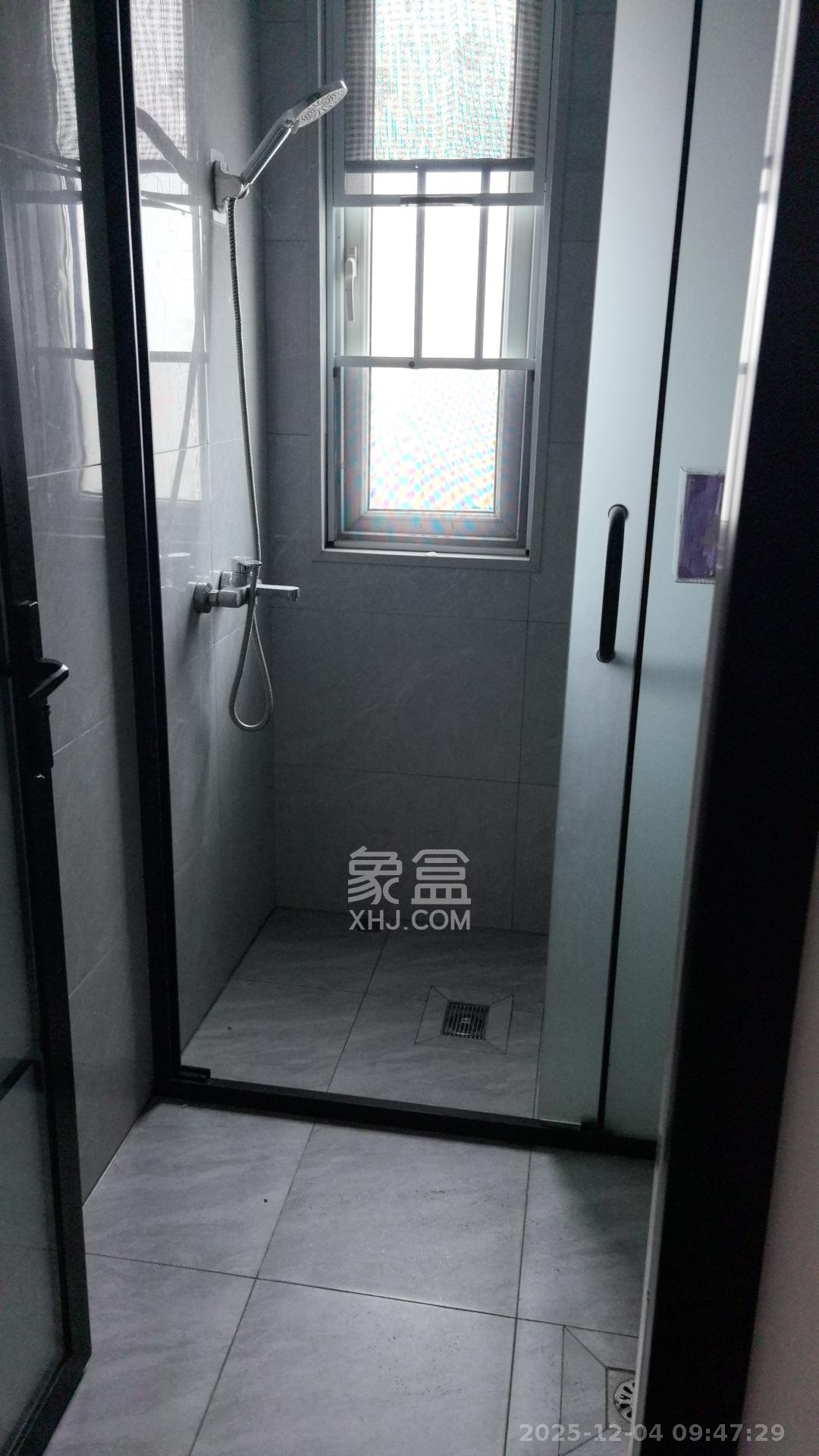 保利香槟国际 3室2厅2卫 2000.0元/月 保利香槟国际 3室2厅2卫 2000.0元/月室内图