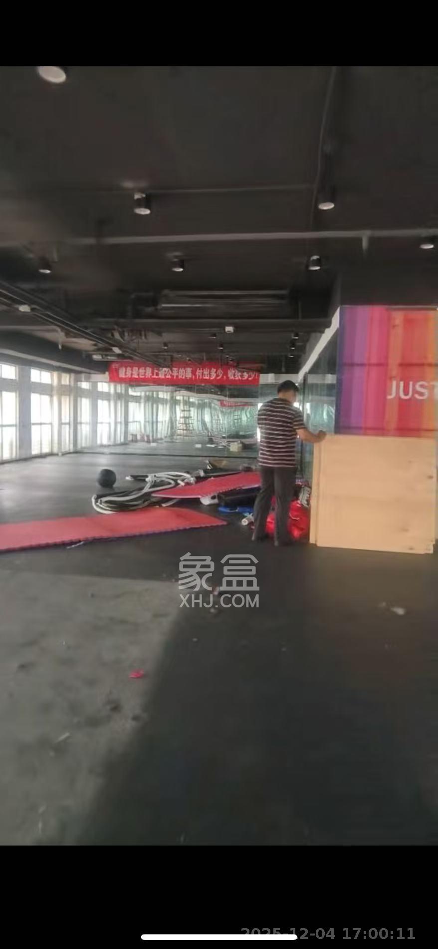 中隆国际大厦   247.0㎡      12000.0元/月室内图