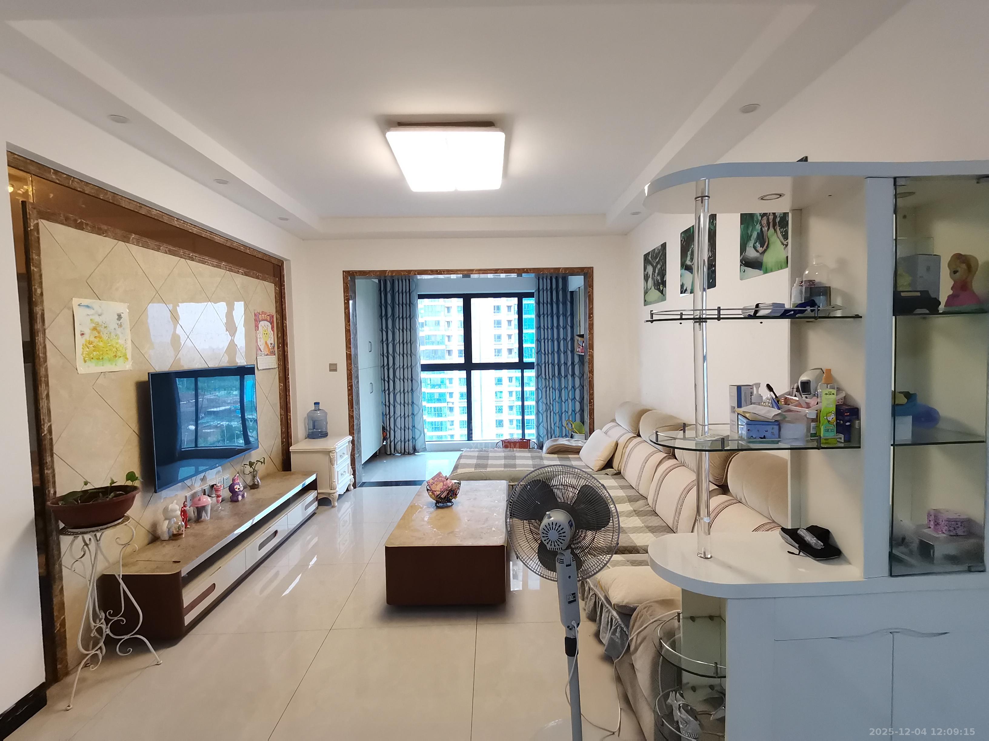 日盛山湖城  3室2厅1卫    1600.0元/月