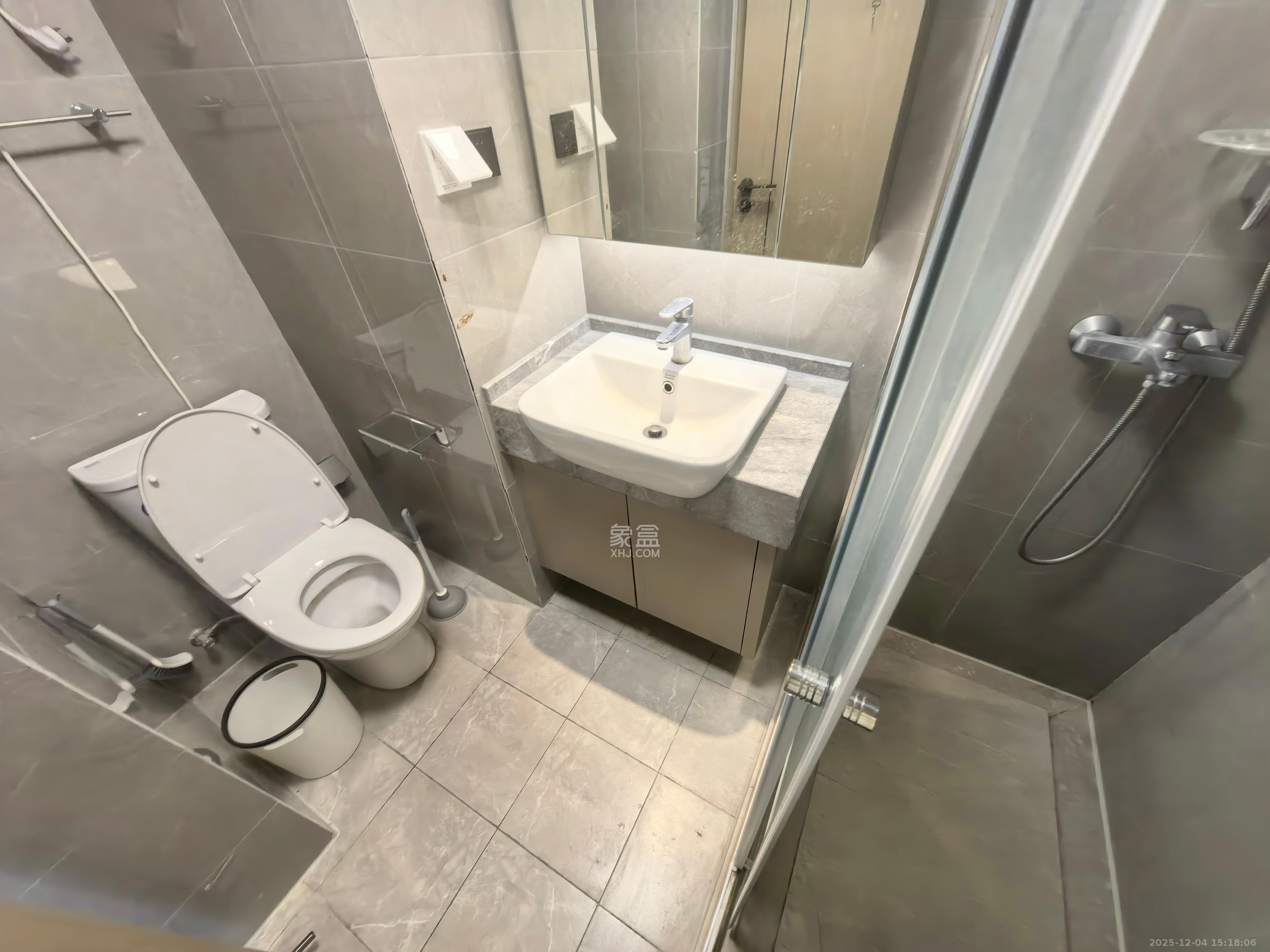 中建宝铂公馆   43.0㎡      1800.0元/月室内图