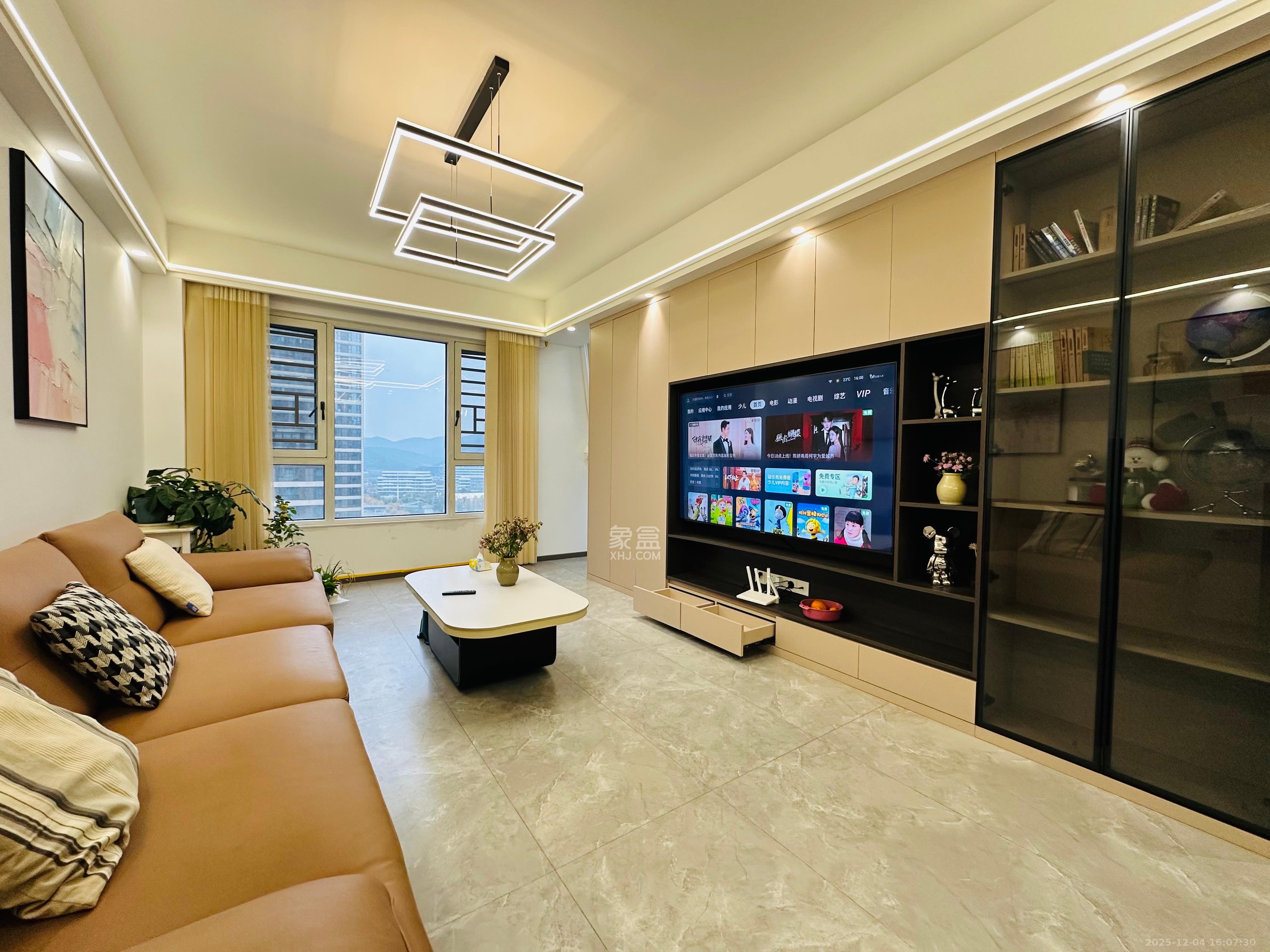 建发央著 4室2厅2卫 4800.0元/月 建发央著 4室2厅2卫 4800.0元/月室内图