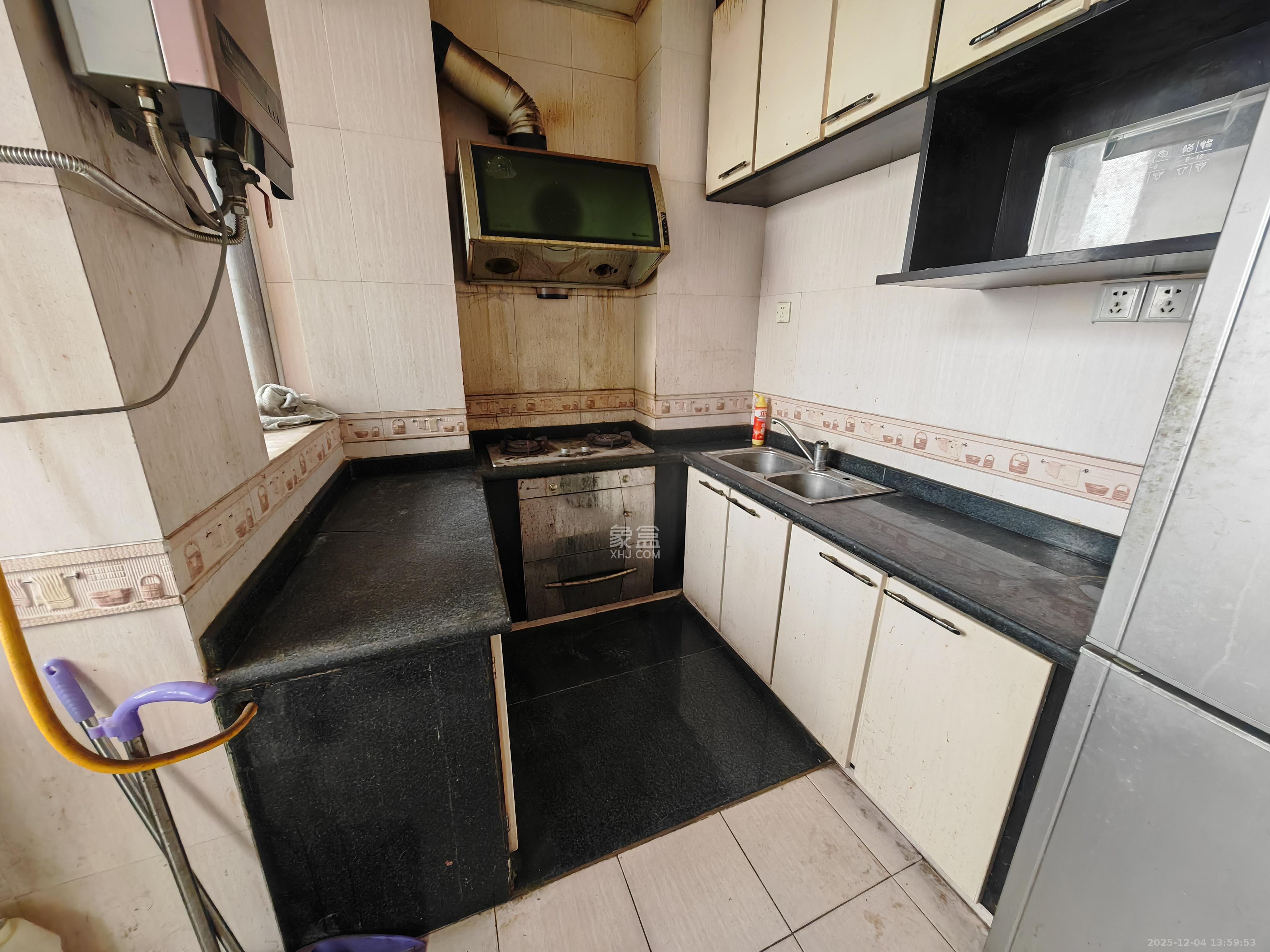 嘉盛奥美城 3室2厅1卫 2500.0元/月 嘉盛奥美城 3室2厅1卫 2500.0元/月室内图