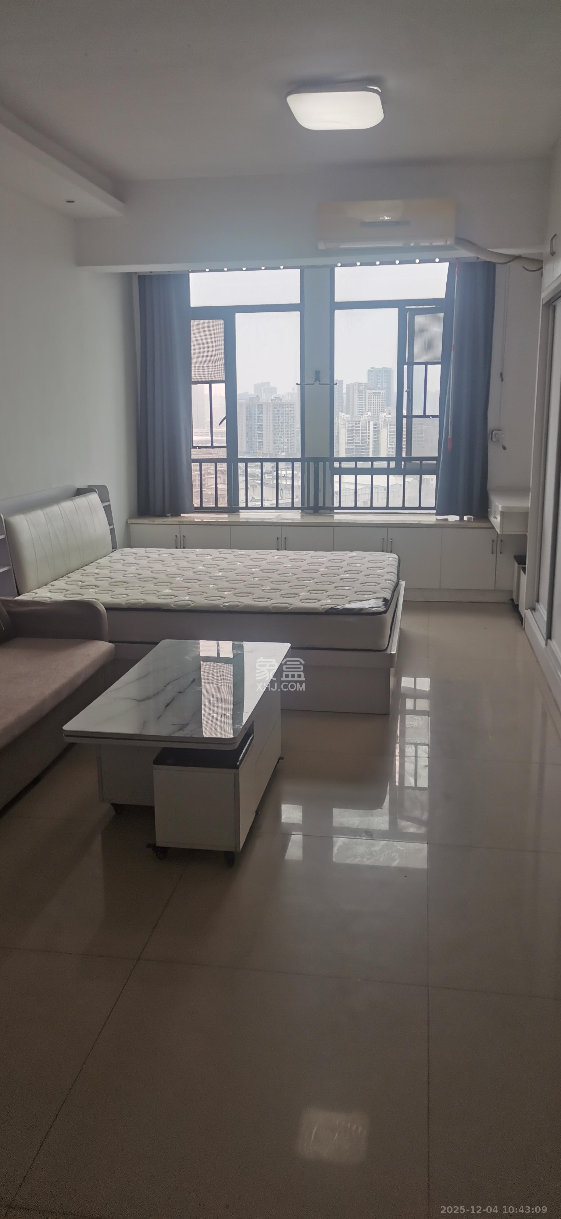 融圣国际  1室1厅1卫    1600.0元/月室内图