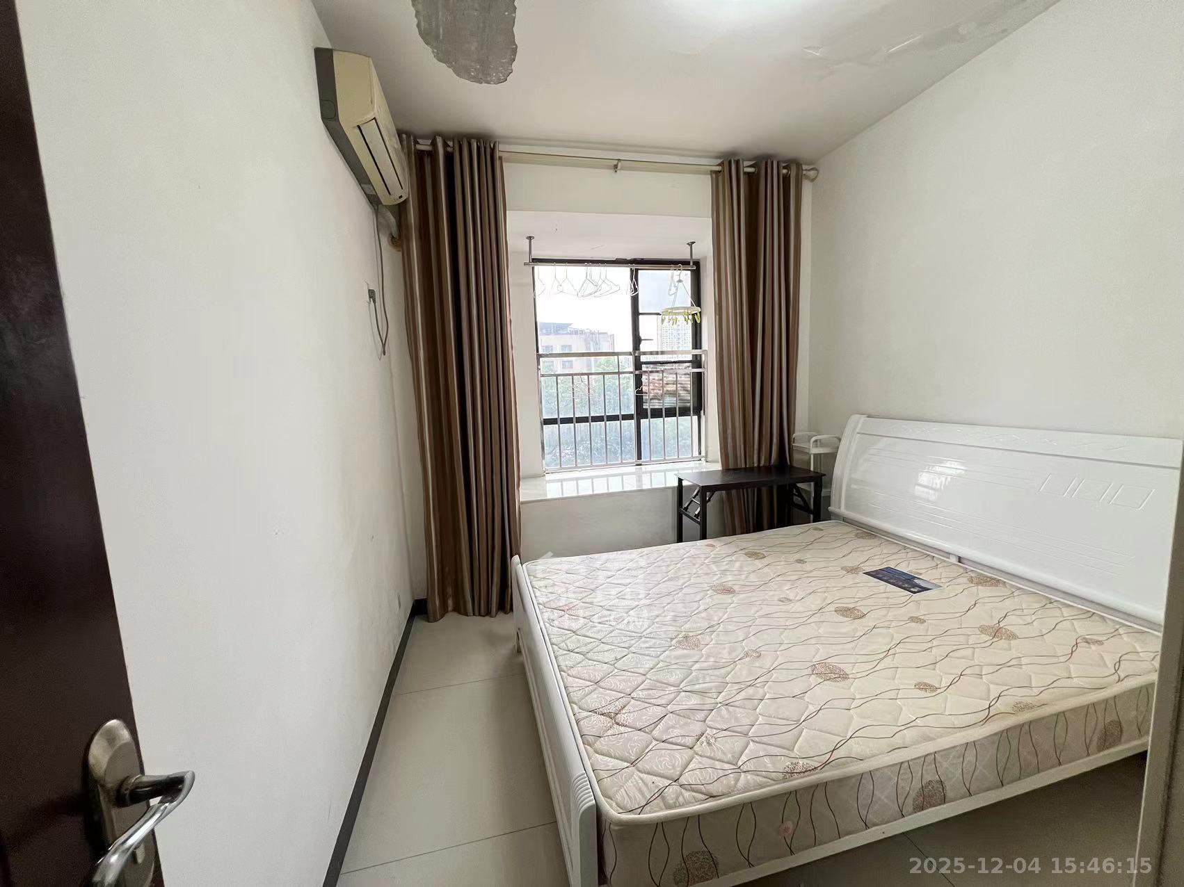 百纳广场（百纳公寓）  2室2厅1卫    2100.0元/月室内图