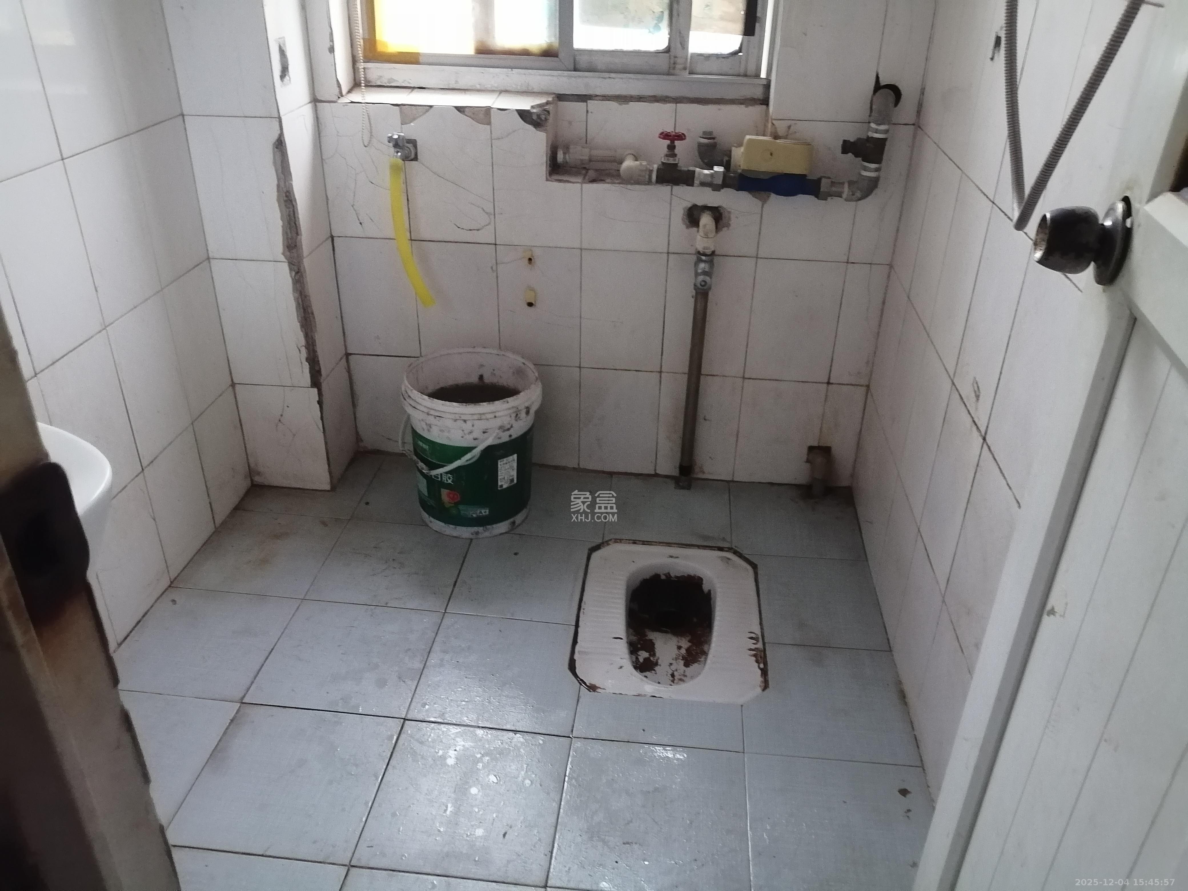 华新花苑 3室1厅1卫 1500.0元/月 华新花苑 3室1厅1卫 1500.0元/月室内图