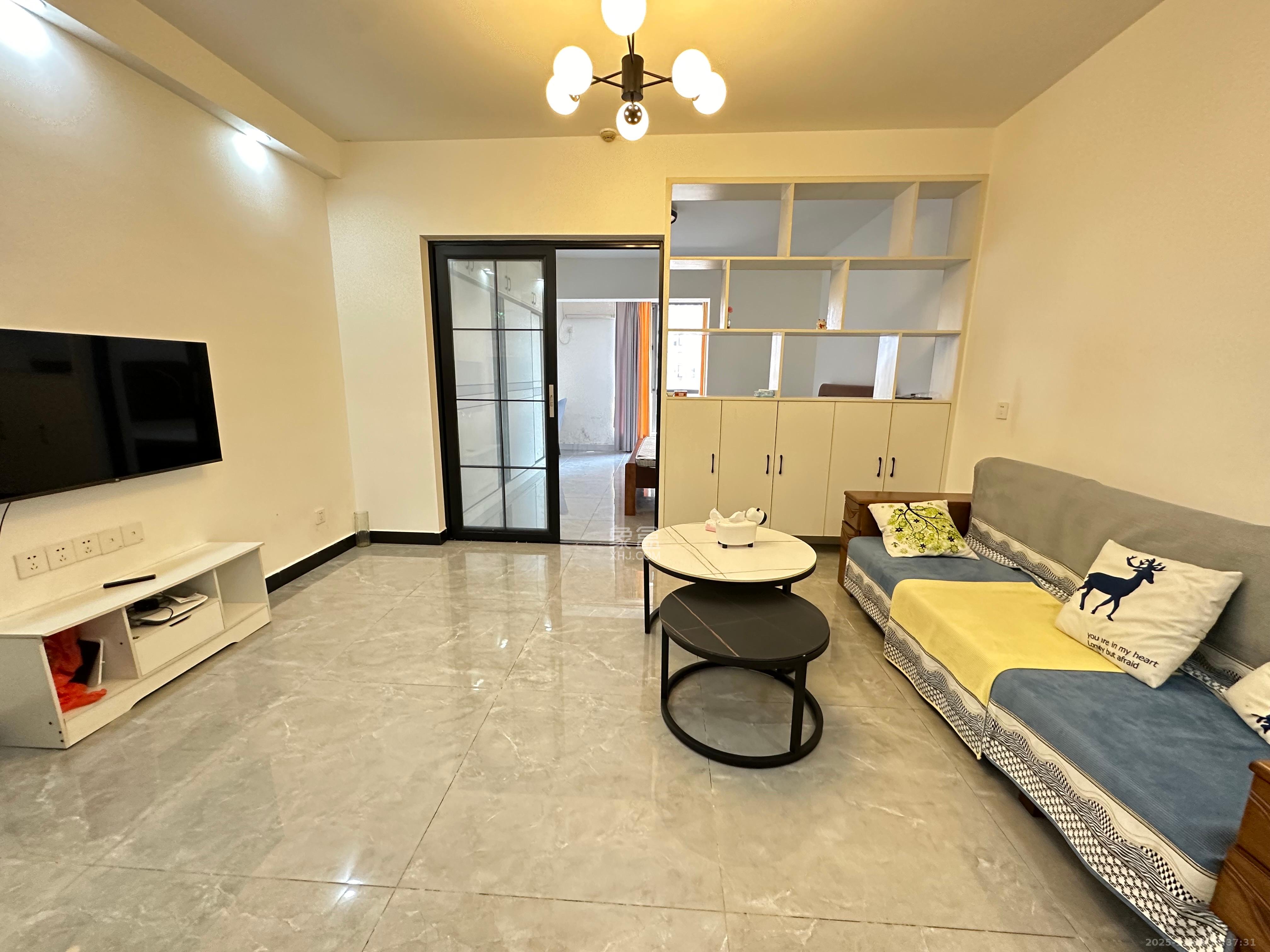 剑桥名门 1室1厅1卫 1500.0元/月 剑桥名门 1室1厅1卫 1500.0元/月室内图