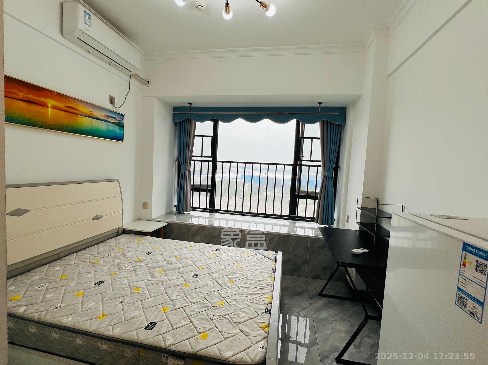 龙湖湘江星座（祺鑫星座公寓）  1室0厅0卫    1400.0元/月室内图