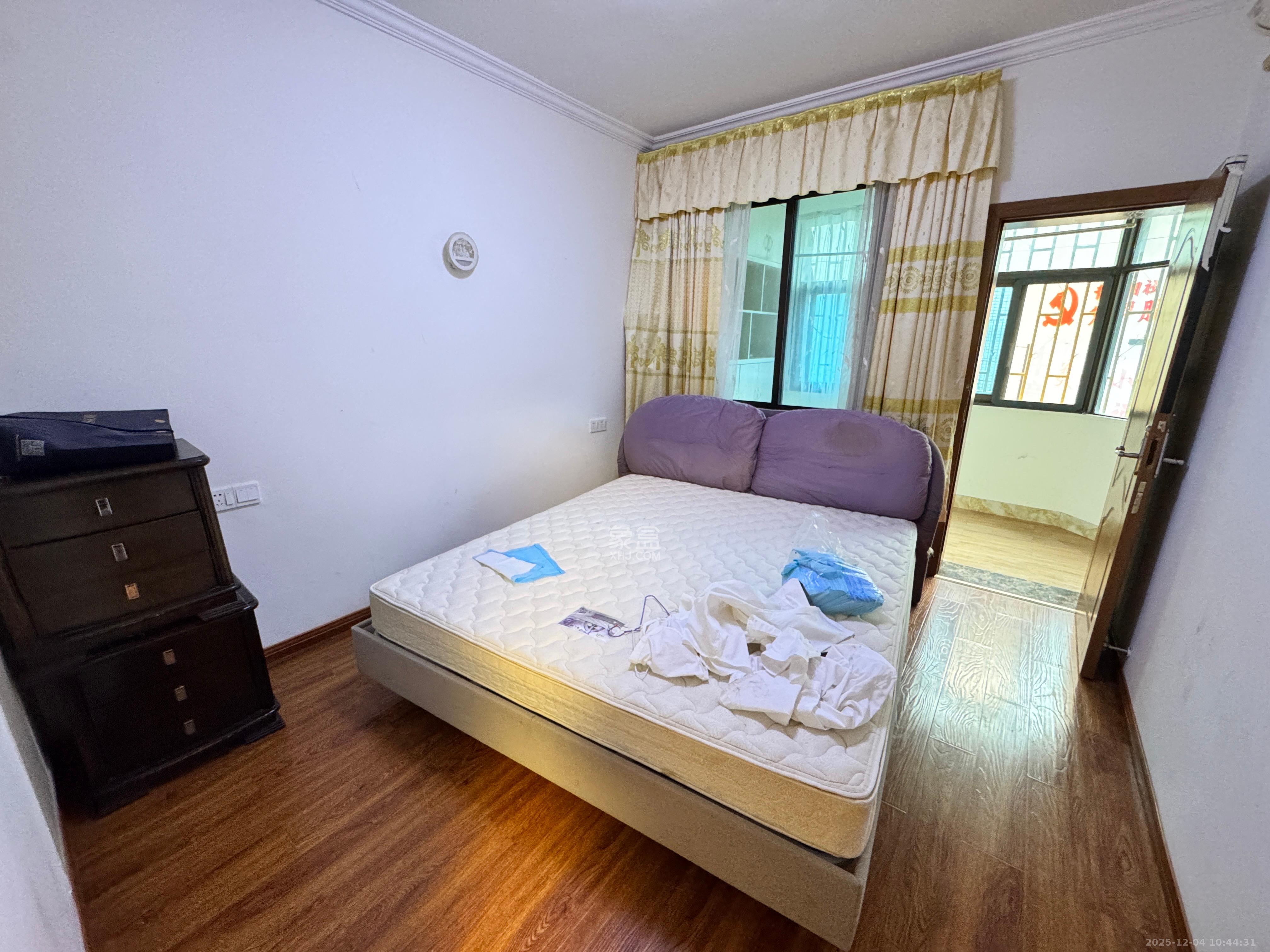 中意宿舍  1室1厅1卫    2200.0元/月室内图