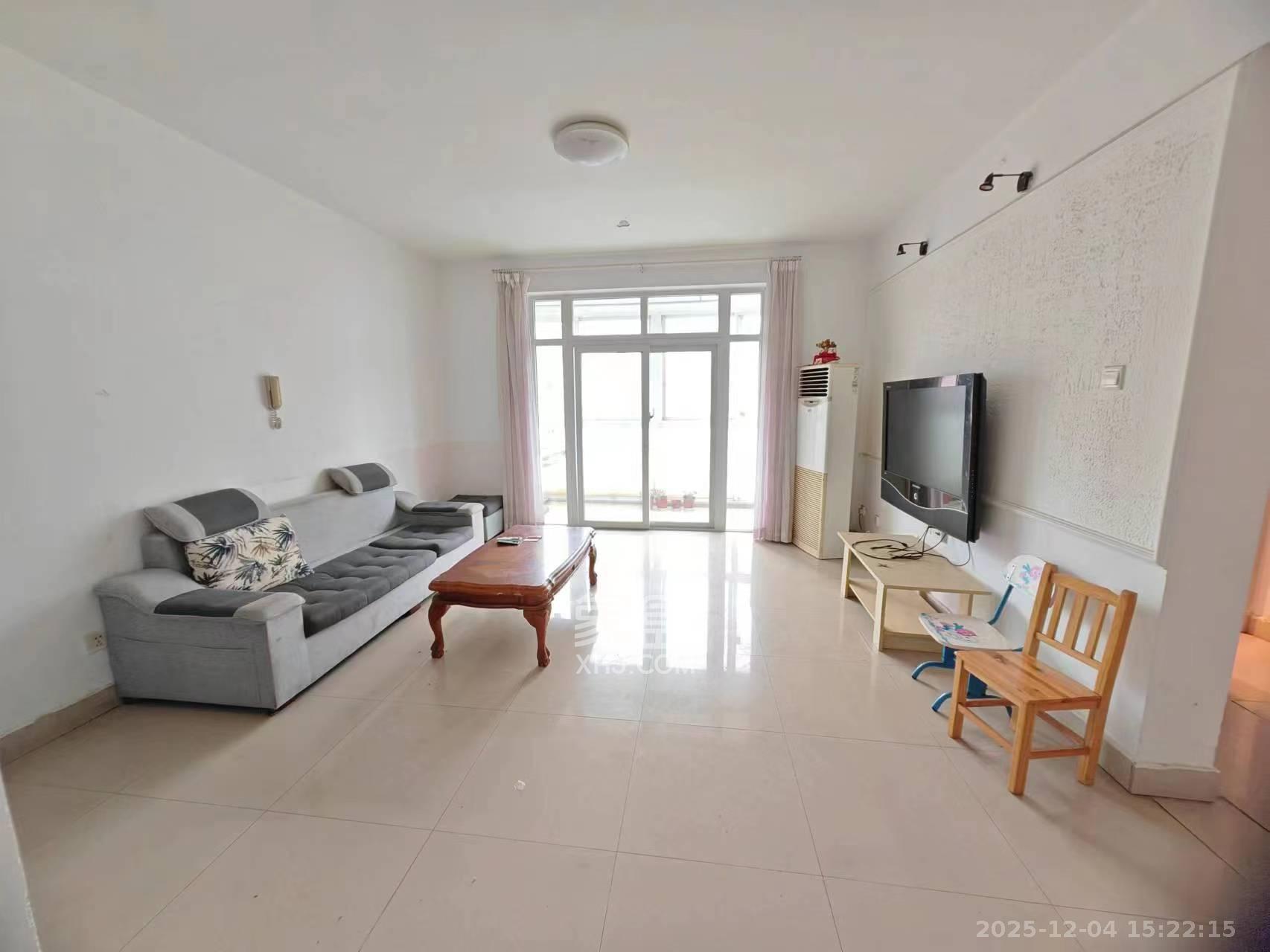 活力康城  2室2厅1卫    2300.0元/月