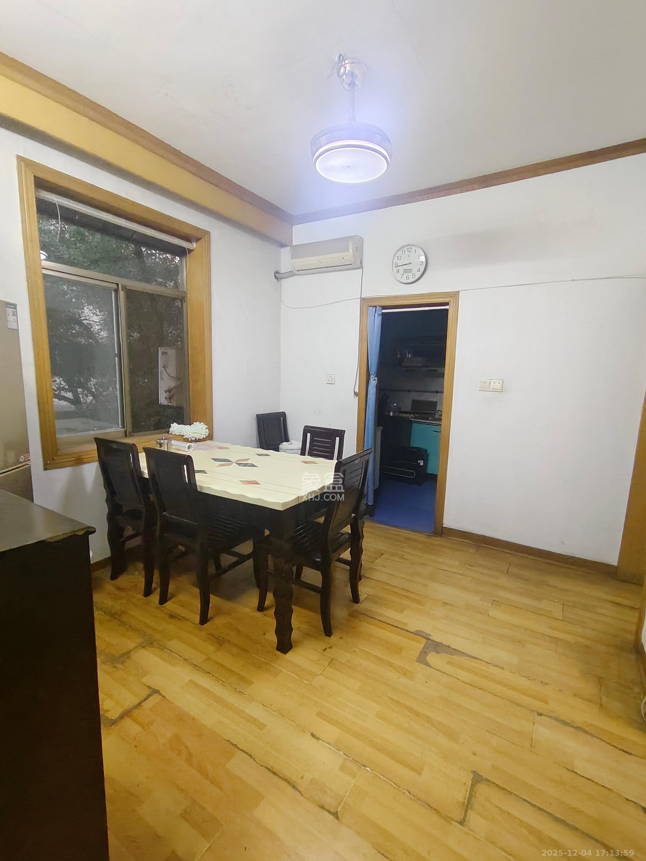 肿瘤医院生活小区  3室1厅2卫    2200.0元/月