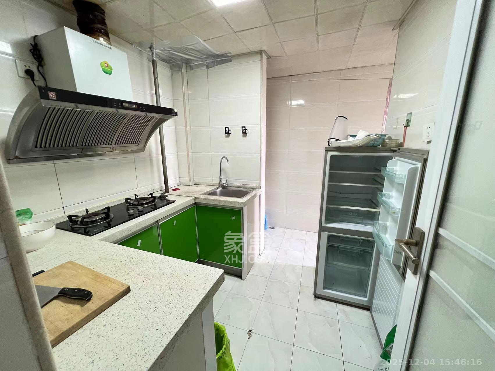 百纳广场（百纳公寓）  2室2厅1卫    2100.0元/月室内图