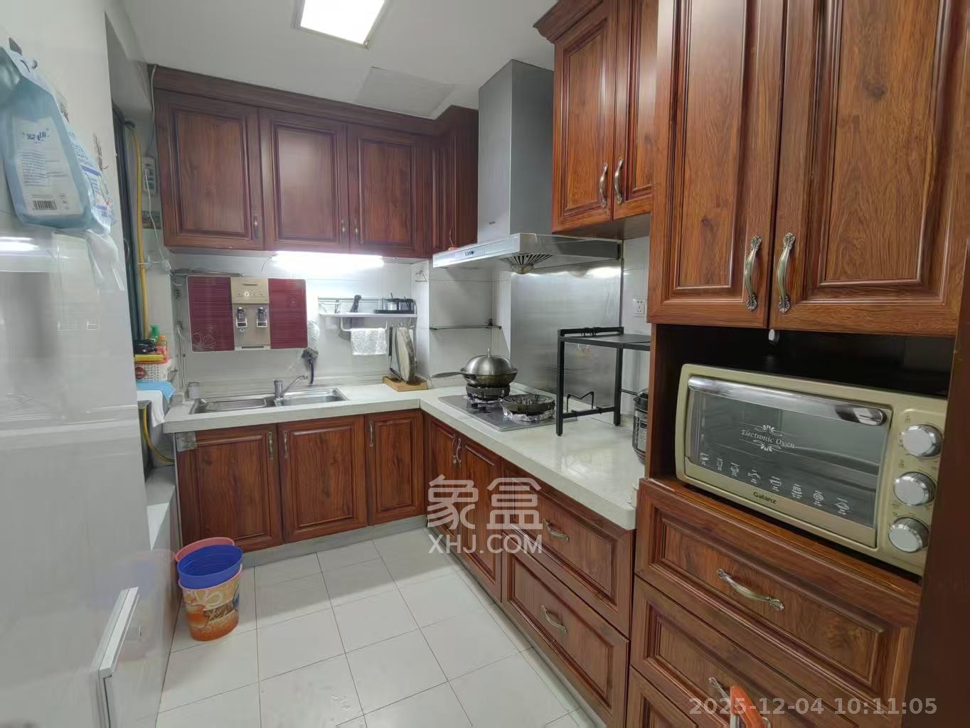 恒大城 2室2厅1卫 2000.0元/月 恒大城 2室2厅1卫 2000.0元/月室内图