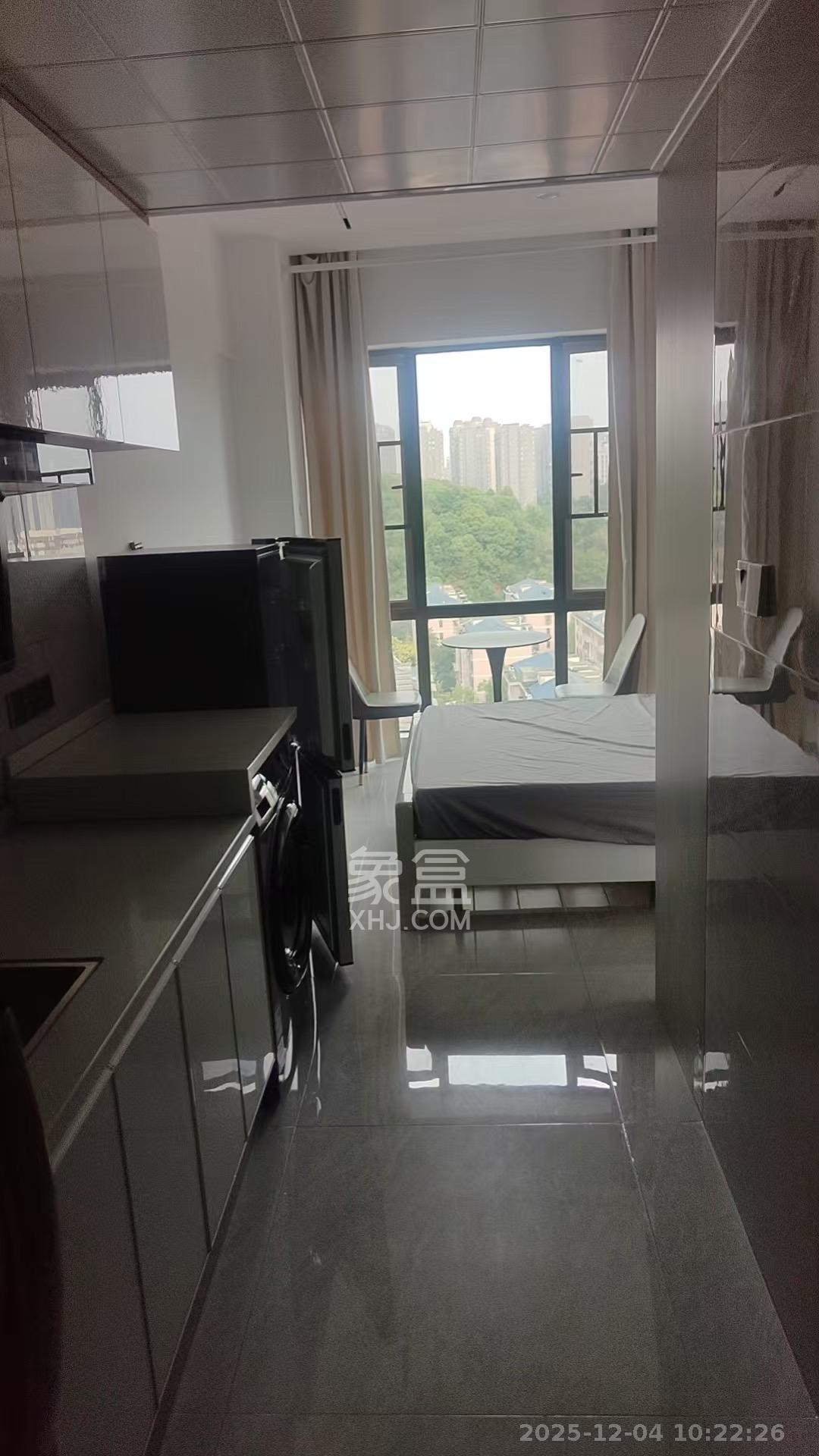 鄱阳汇金中心  1室1厅1卫    1300.0元/月室内图